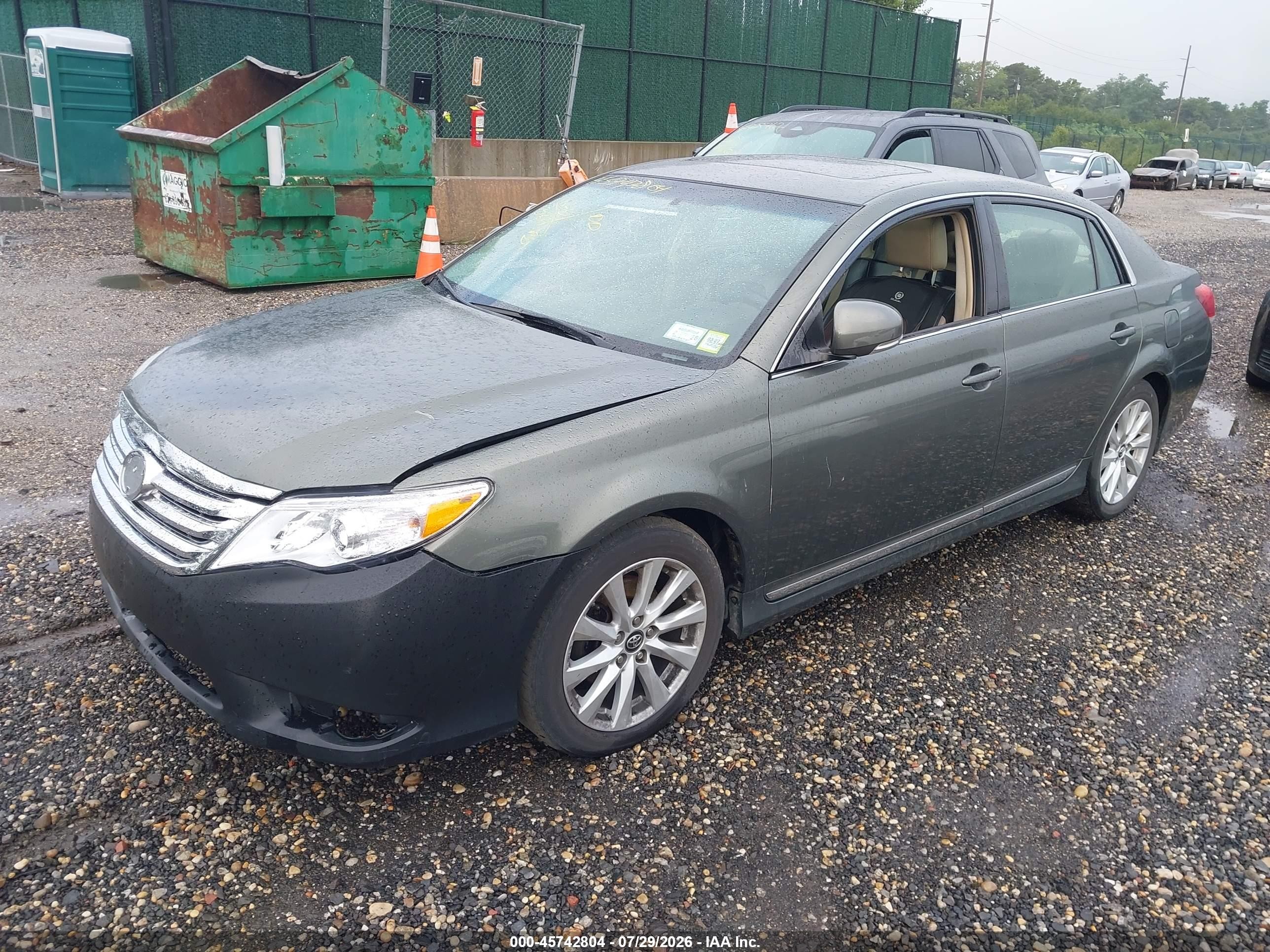 2011 Toyota Avalon   Green vin: 4T1BK3DB7BU372989