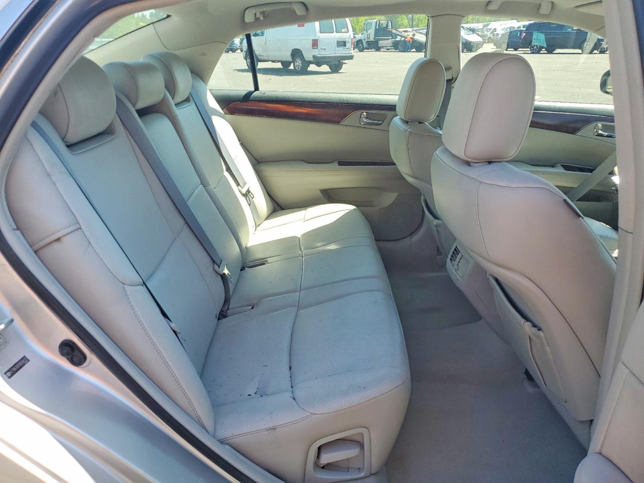 2011 Toyota Avalon Limited Silver vin: 4T1BK3DB7BU384172