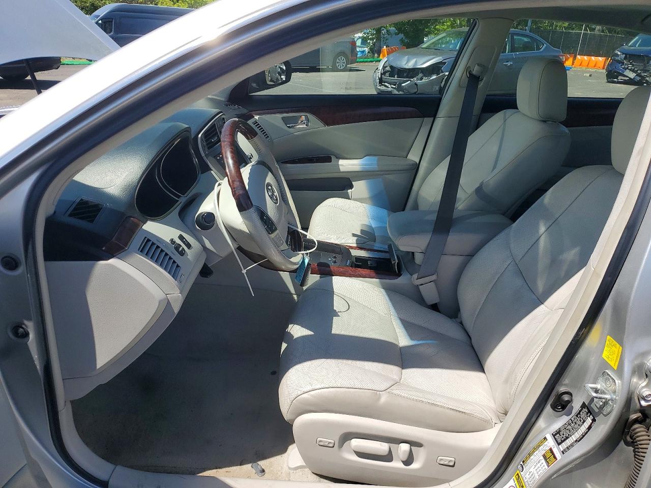 2011 Toyota Avalon Limited Silver vin: 4T1BK3DB7BU384172