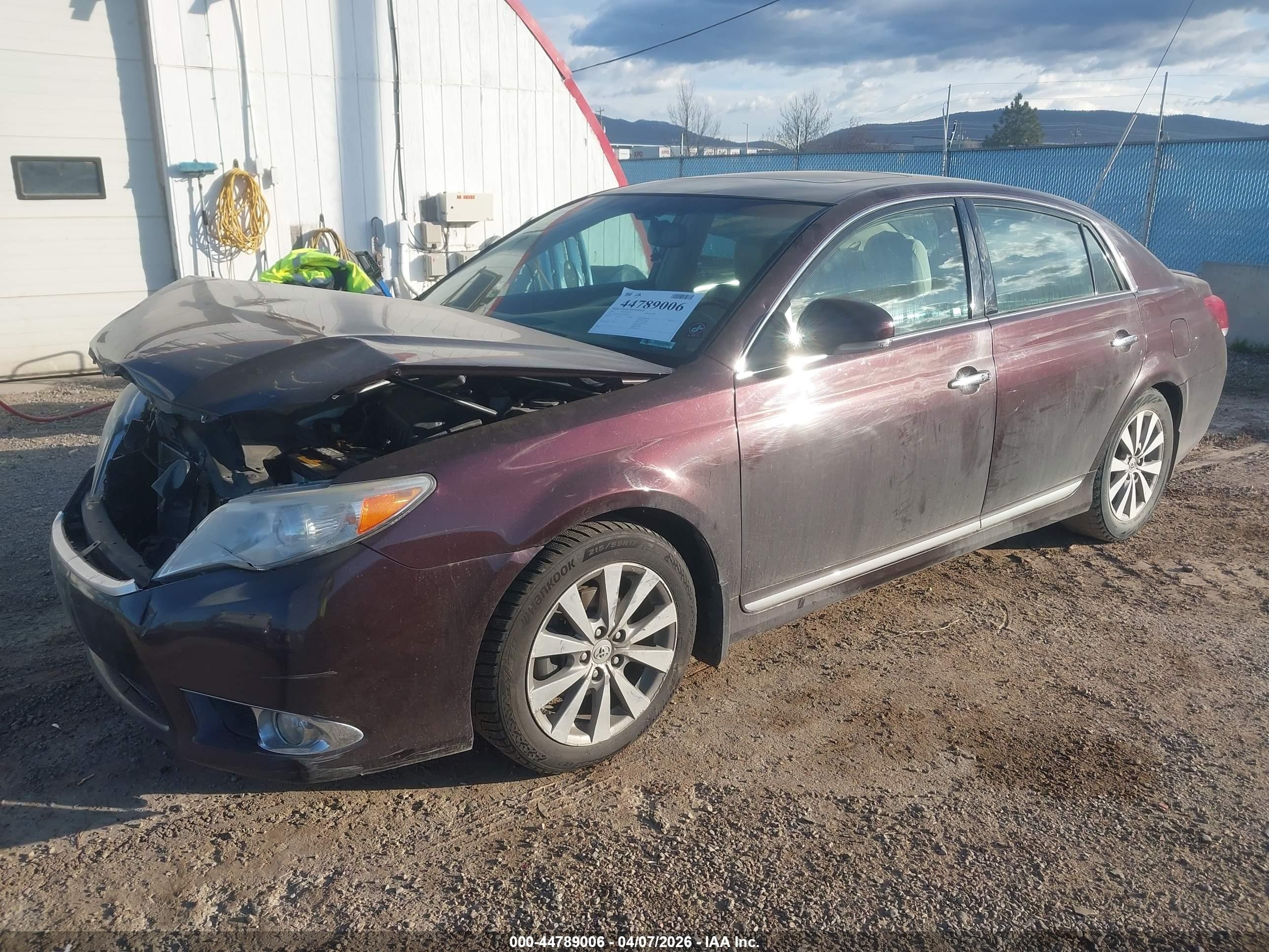 2011 Toyota Avalon Limited Бордовый vin: 4T1BK3DB7BU392434