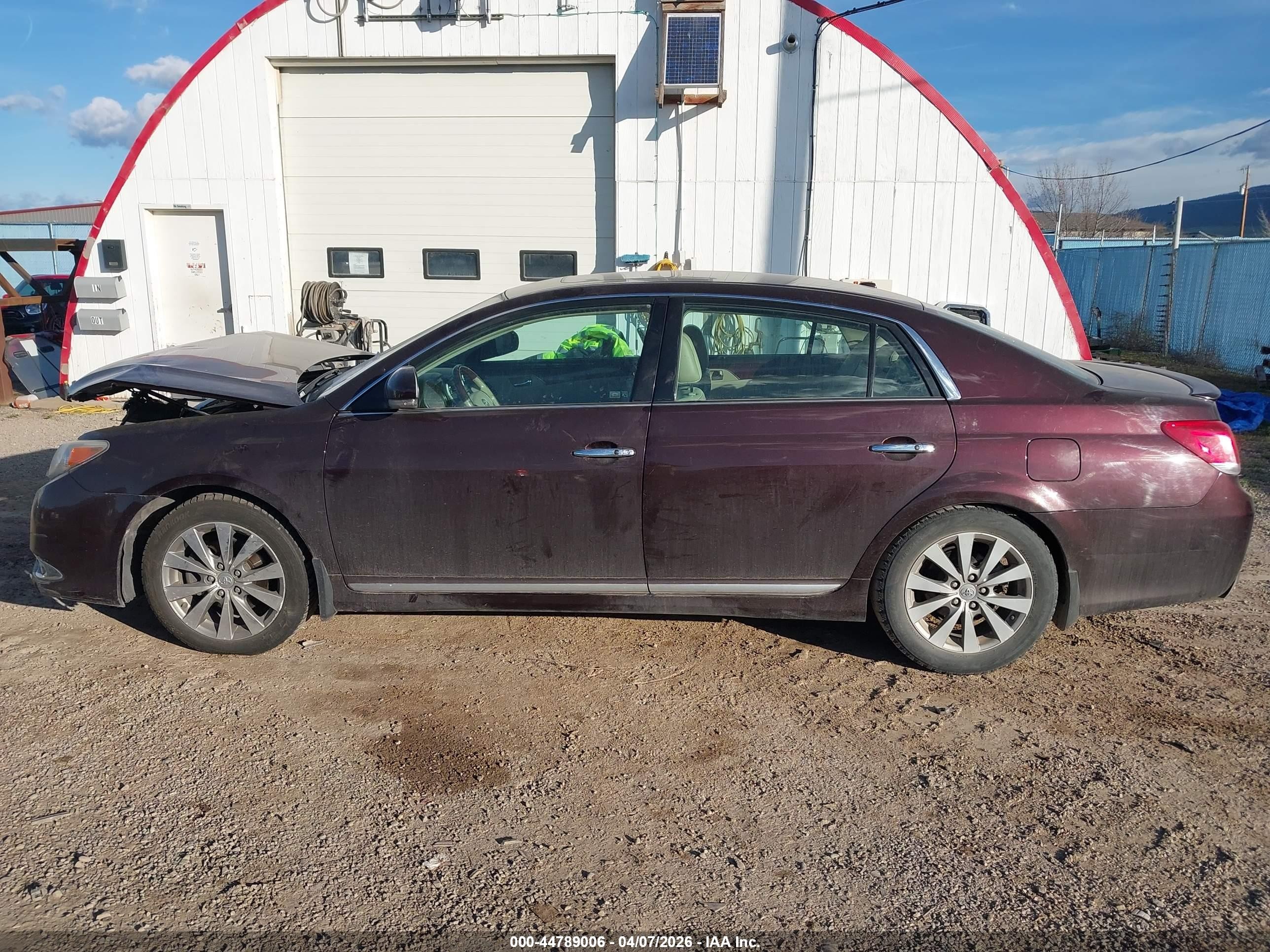 2011 Toyota Avalon Limited Бордовый vin: 4T1BK3DB7BU392434