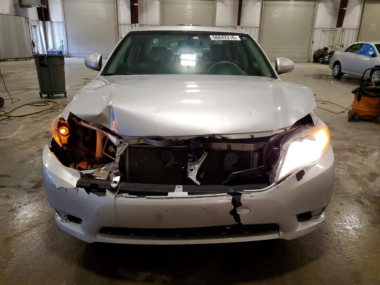 2011 Toyota Avalon Base Silver vin: 4T1BK3DB7BU400631