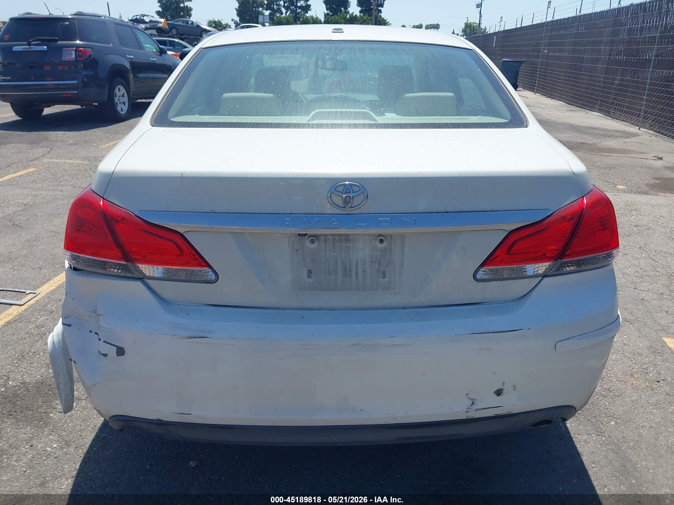 2011 Toyota Avalon   White vin: 4T1BK3DB7BU420622