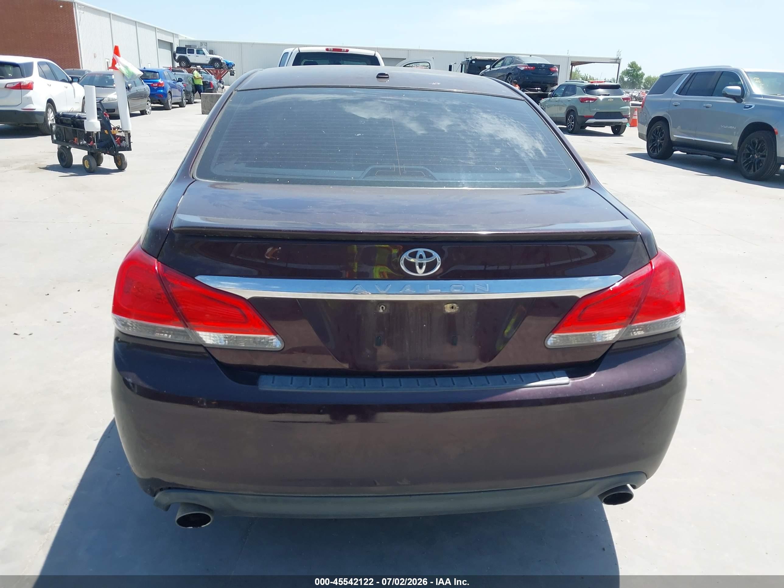 2011 Toyota Avalon Limited Burgundy vin: 4T1BK3DB7BU435184