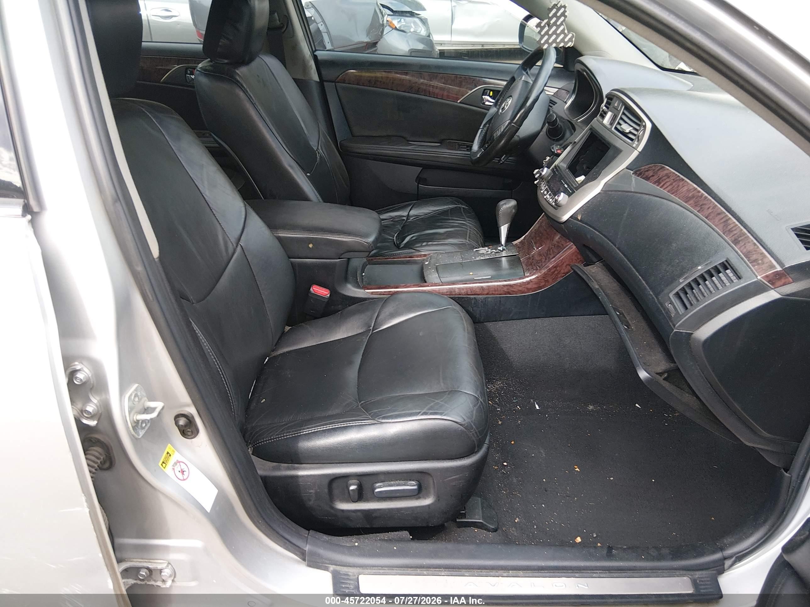 2012 Toyota Avalon   Silver vin: 4T1BK3DB7CU446266