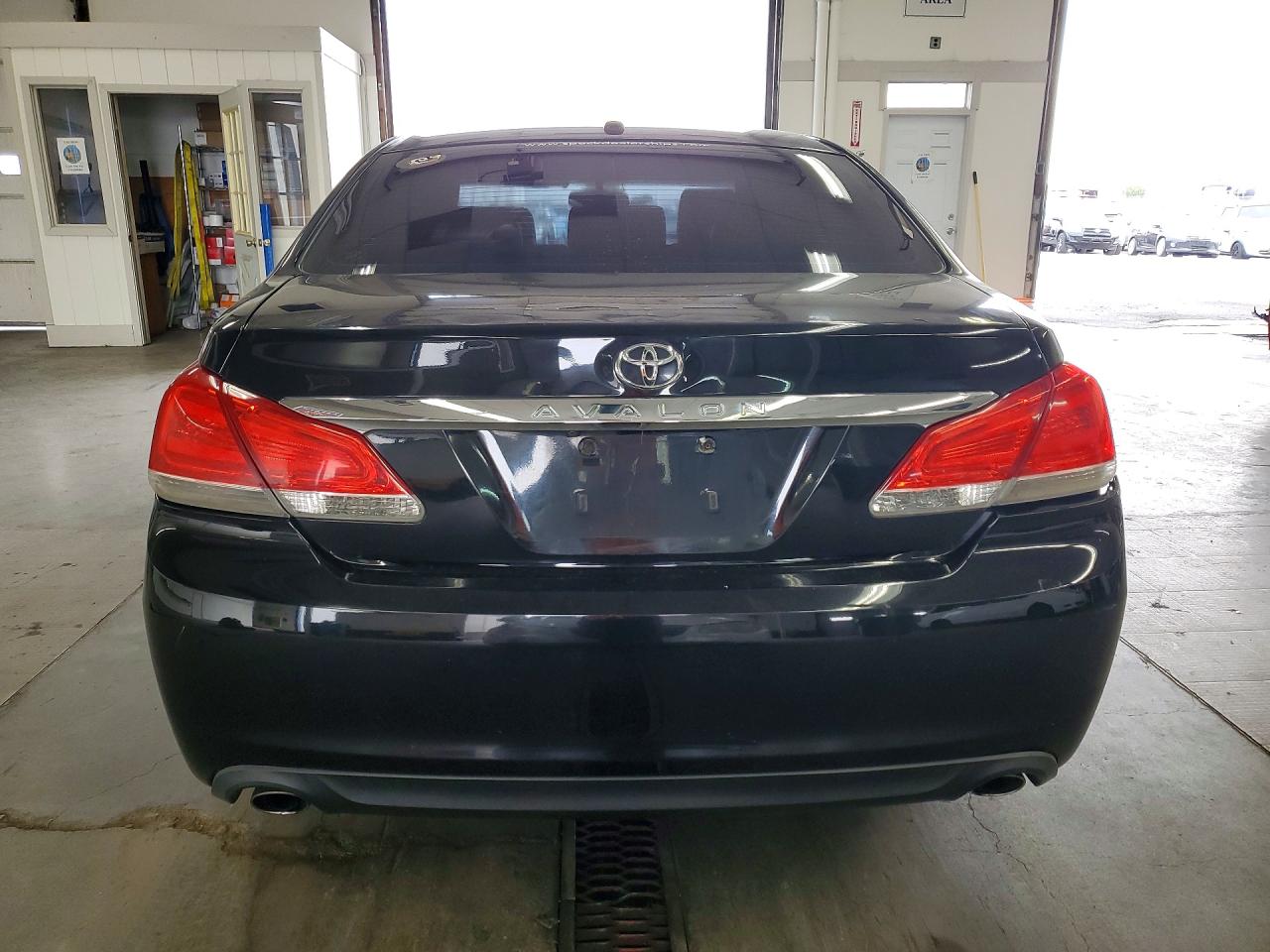 2012 Toyota Avalon Base Black vin: 4T1BK3DB7CU450060