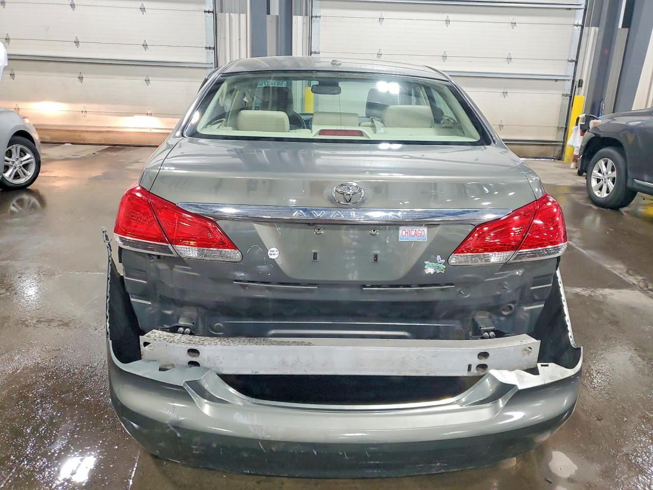 2012 Toyota Avalon Base Green vin: 4T1BK3DB7CU450995
