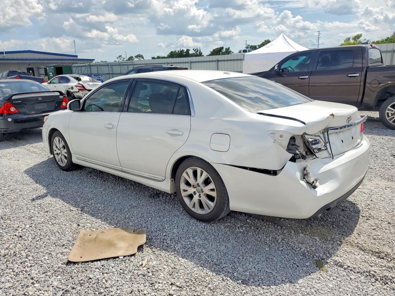 2012 Toyota Avalon Base White vin: 4T1BK3DB7CU471216