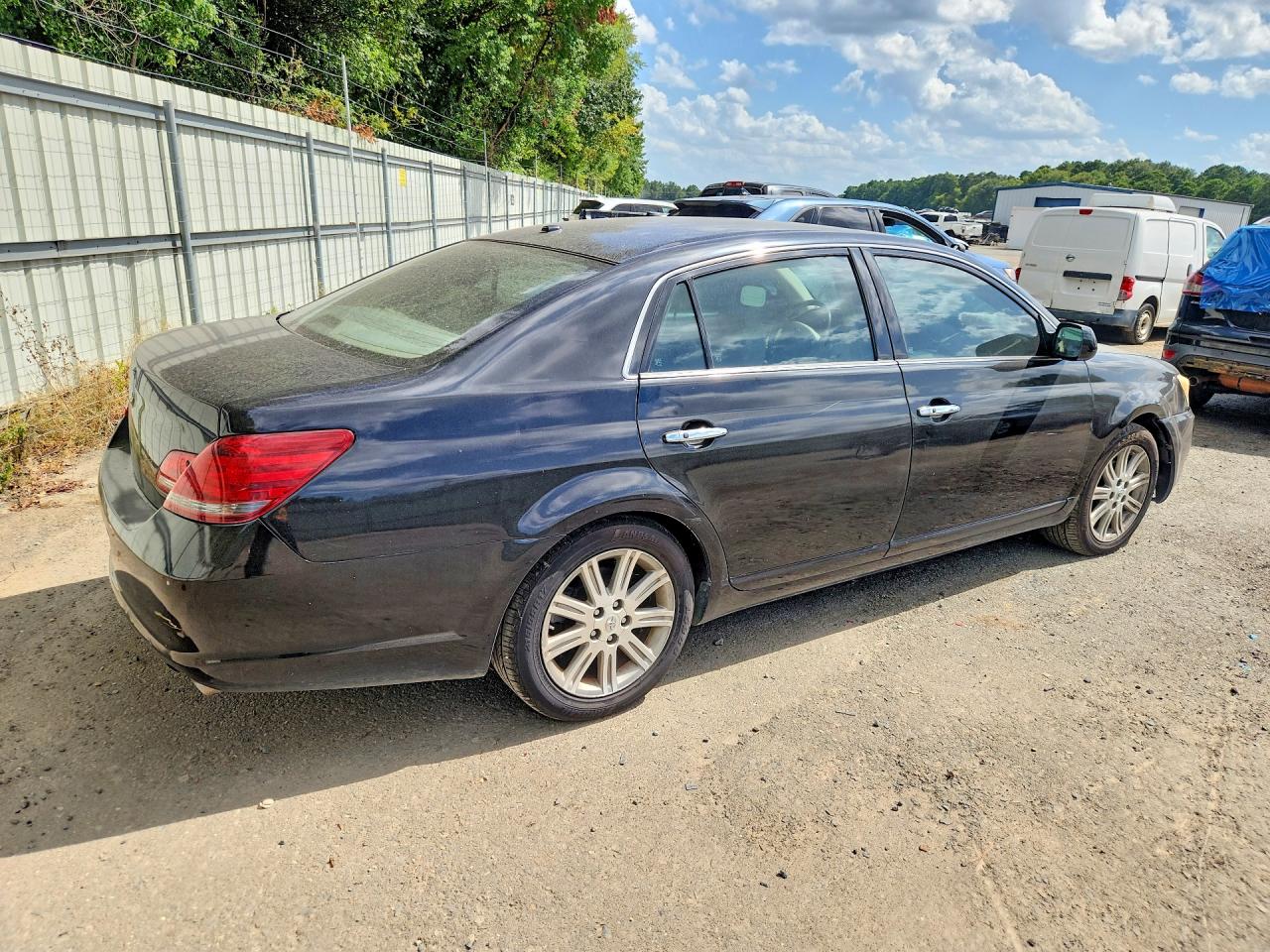 2010 Toyota Avalon Limited Black vin: 4T1BK3DB8AU355925