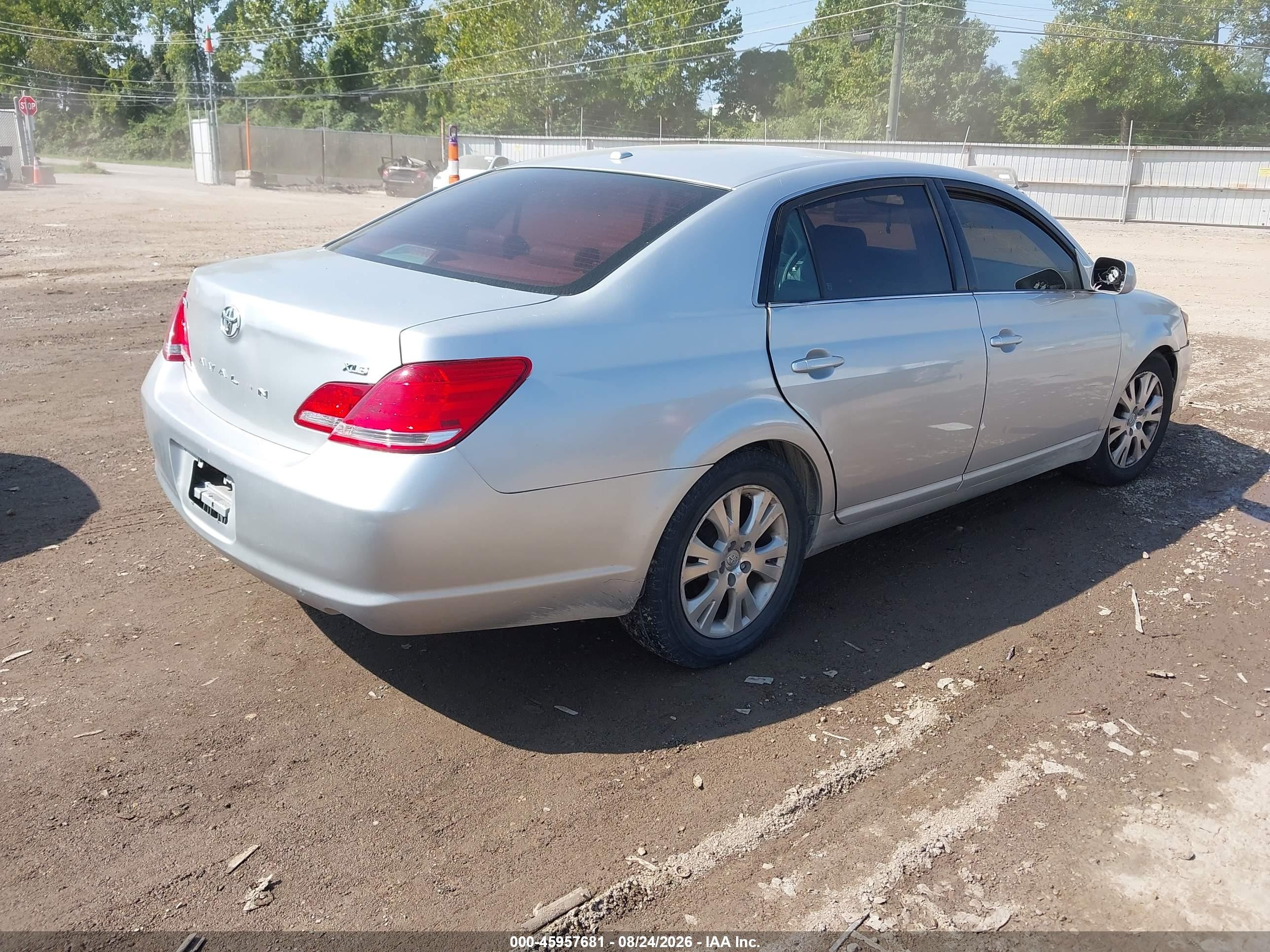 2010 Toyota Avalon Xls Gray vin: 4T1BK3DB8AU367721