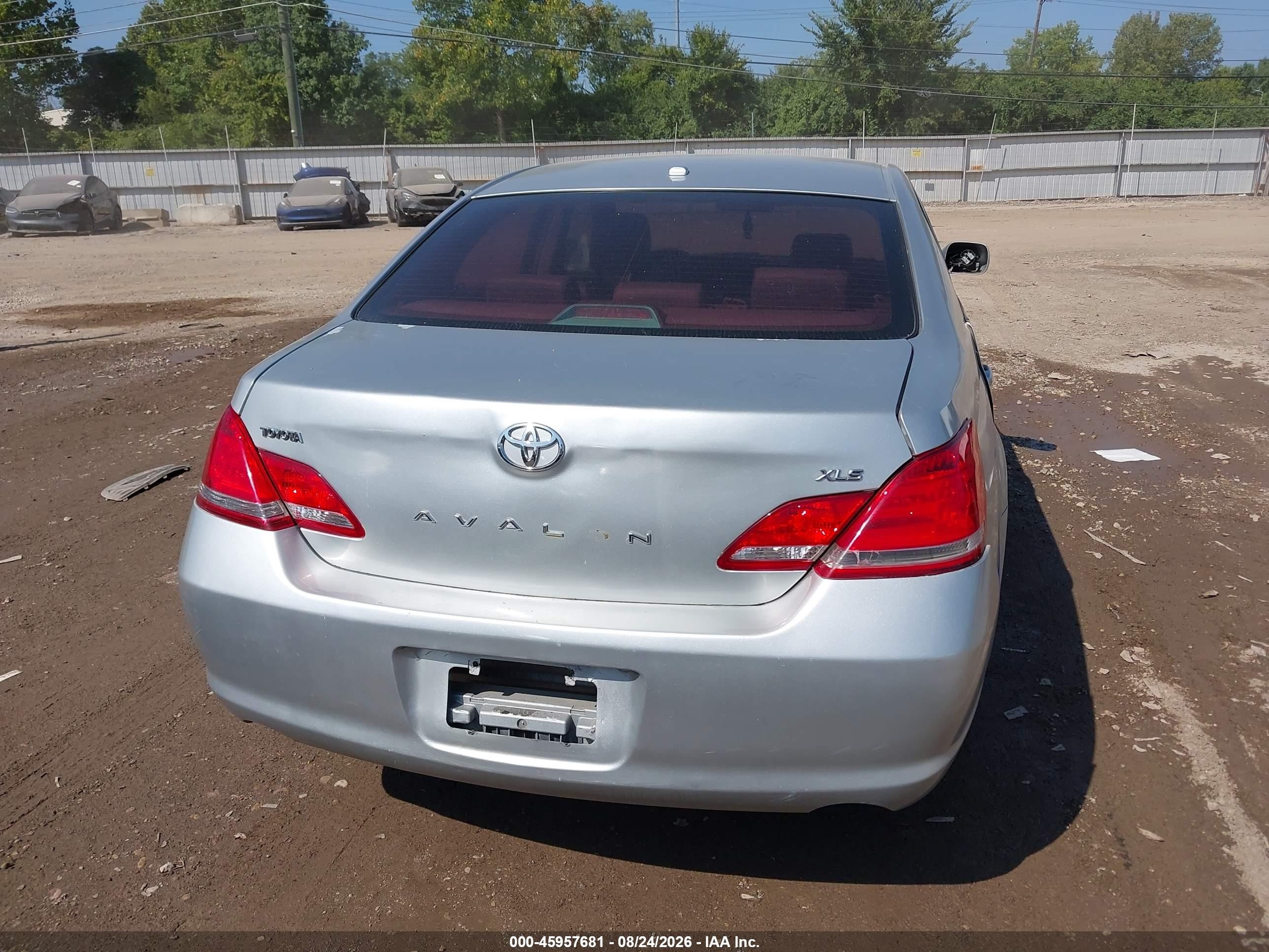 2010 Toyota Avalon Xls Gray vin: 4T1BK3DB8AU367721