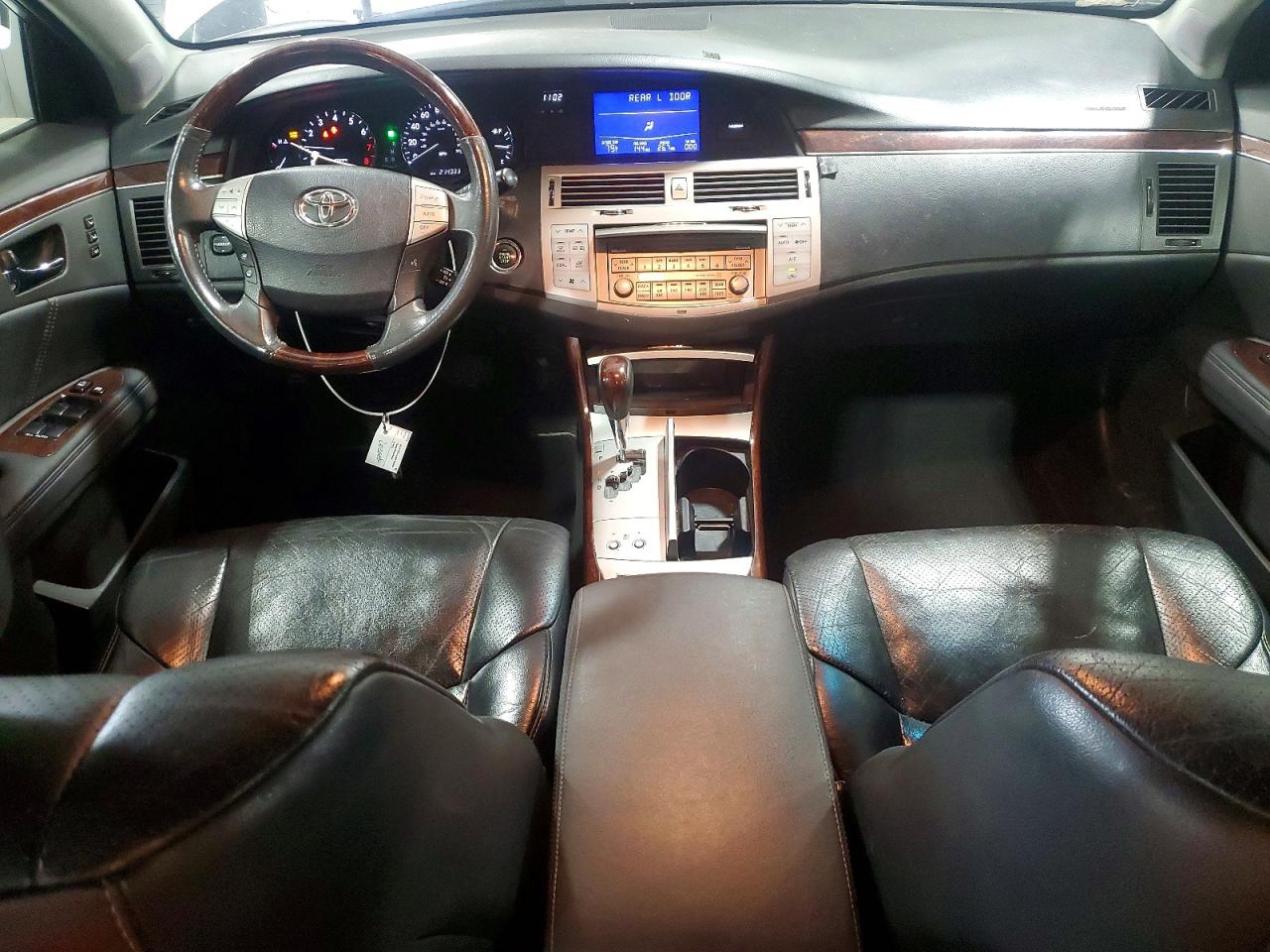 2010 Toyota Avalon Limited Silver vin: 4T1BK3DB8AU369078