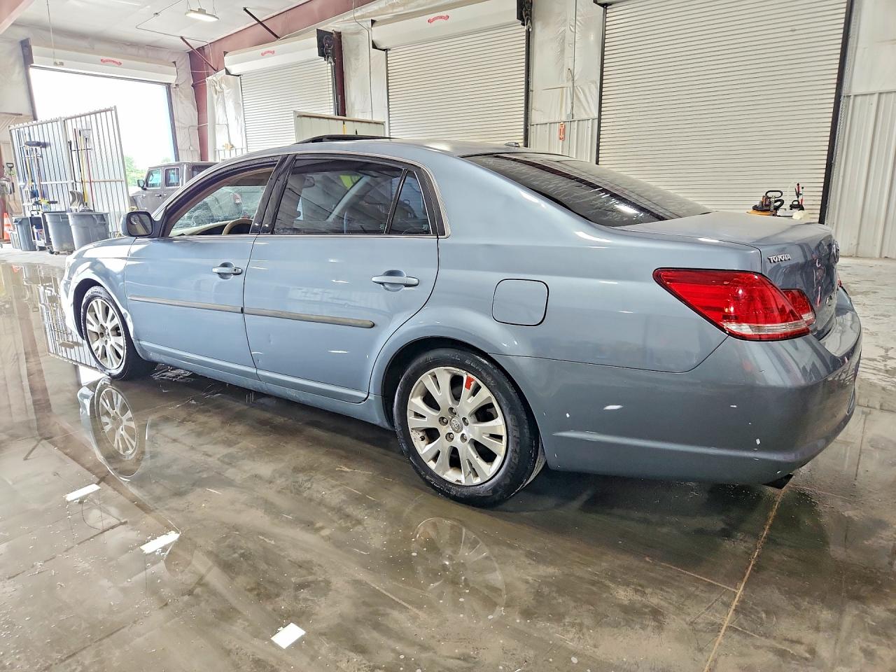 2010 Toyota Avalon Xls Blue vin: 4T1BK3DB8AU369341