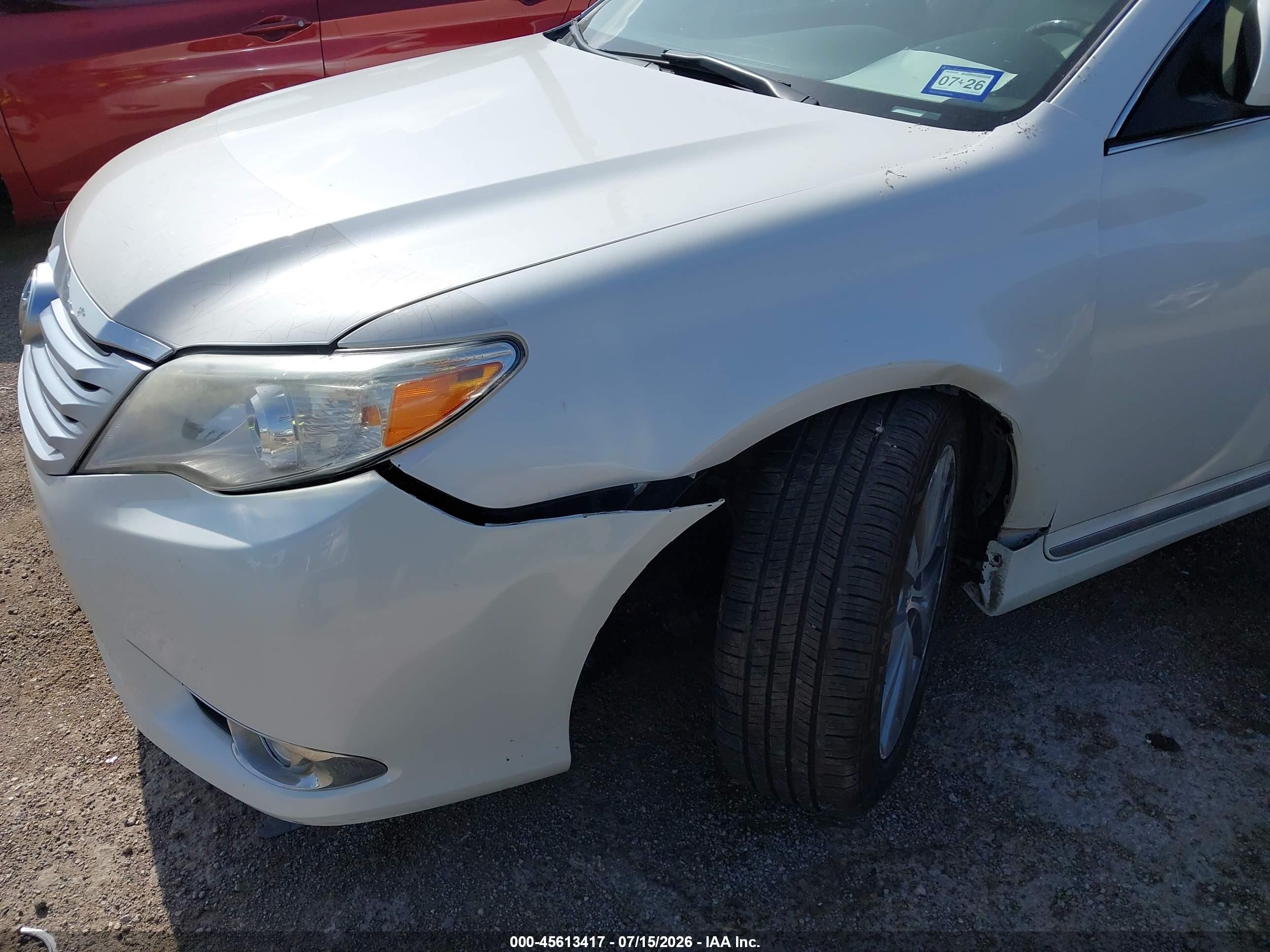 2011 Toyota Avalon Limited White vin: 4T1BK3DB8BU395553
