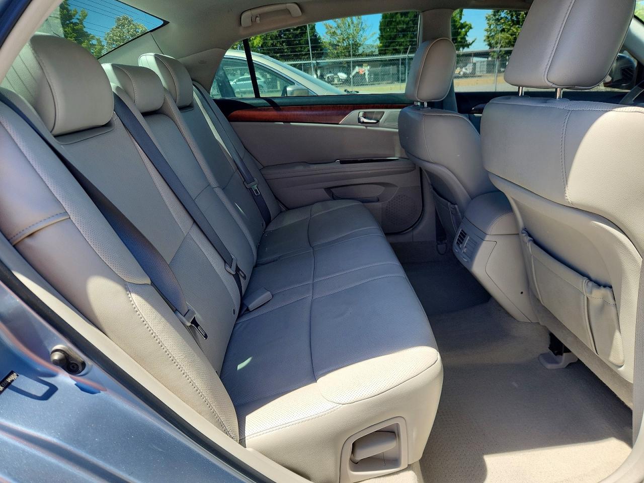 2011 Toyota Avalon Limited Turquoise vin: 4T1BK3DB8BU400654