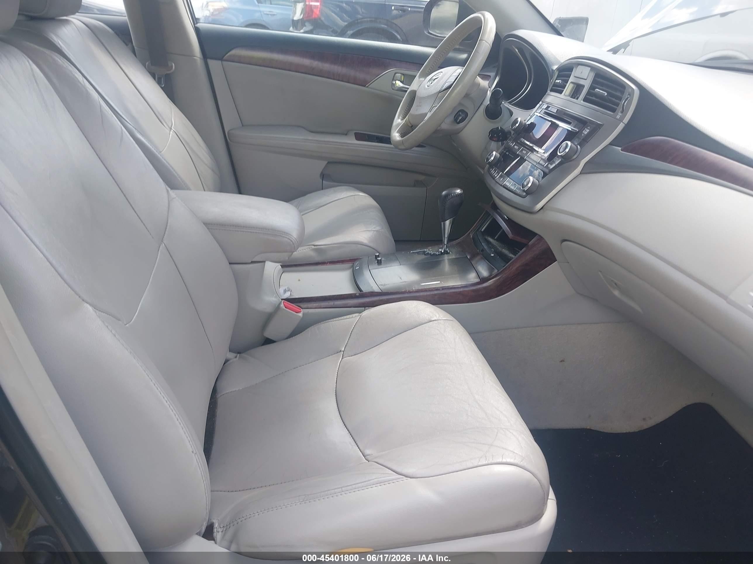 2011 Toyota Avalon   Gray vin: 4T1BK3DB8BU424727
