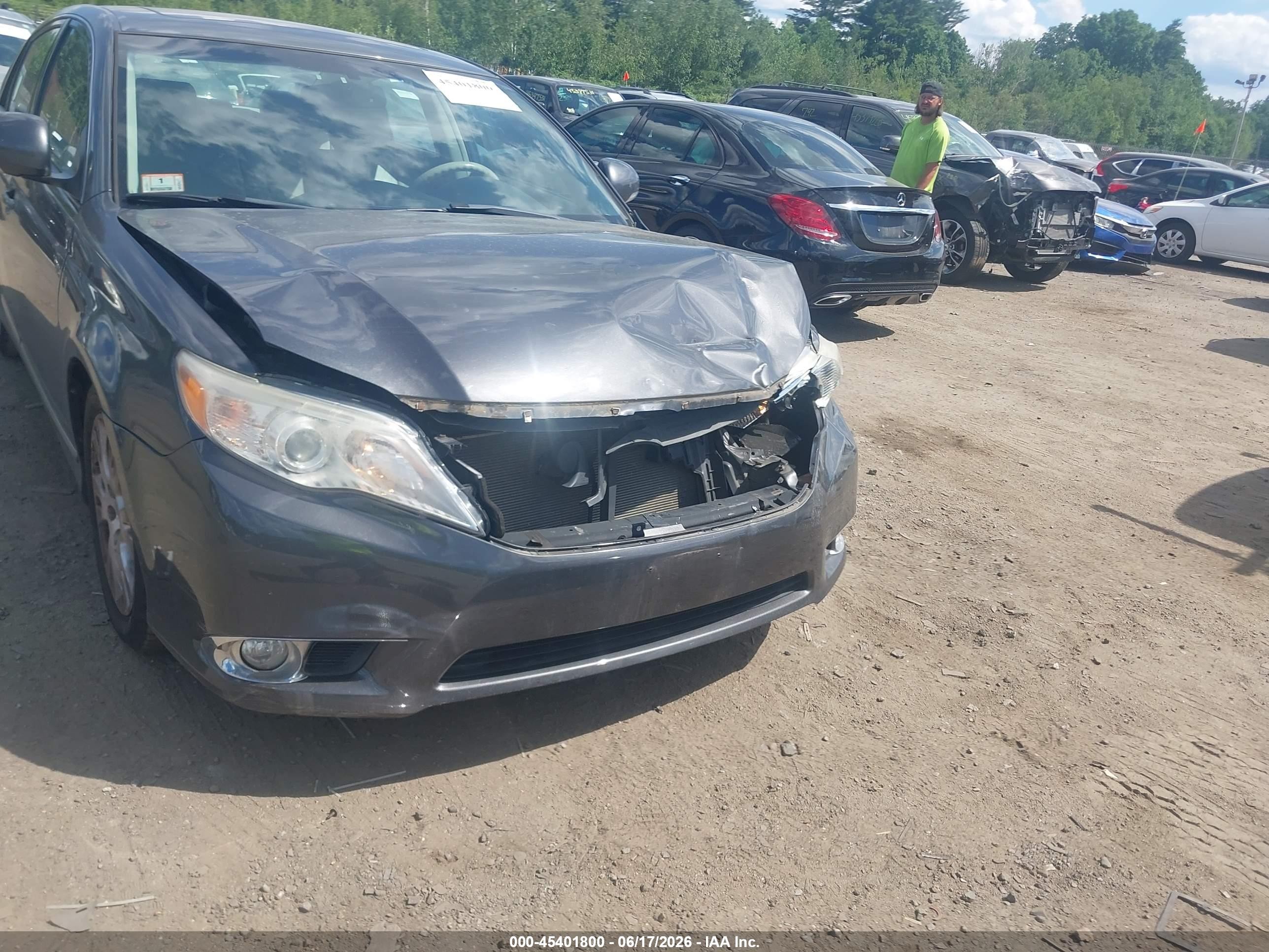 2011 Toyota Avalon   Gray vin: 4T1BK3DB8BU424727