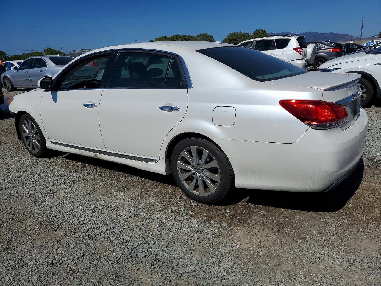 2011 Toyota Avalon Limited White vin: 4T1BK3DB8BU436098