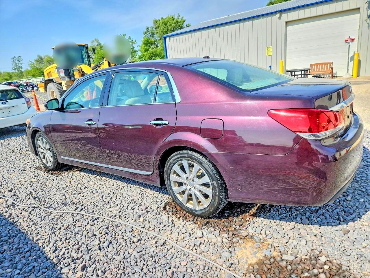 2011 Toyota Avalon Limited Maroon vin: 4T1BK3DB8BU437736