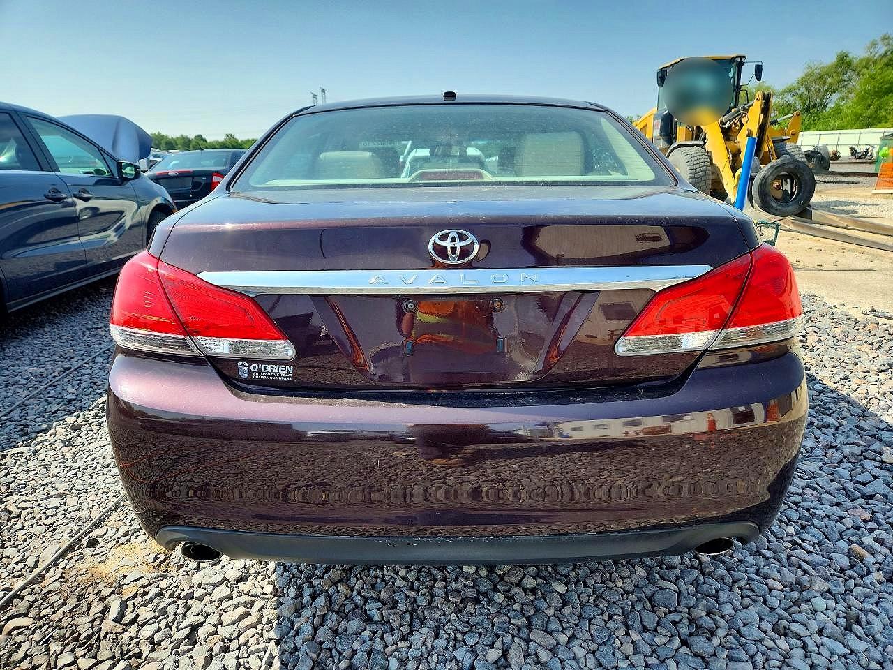 2011 Toyota Avalon Limited Maroon vin: 4T1BK3DB8BU437736