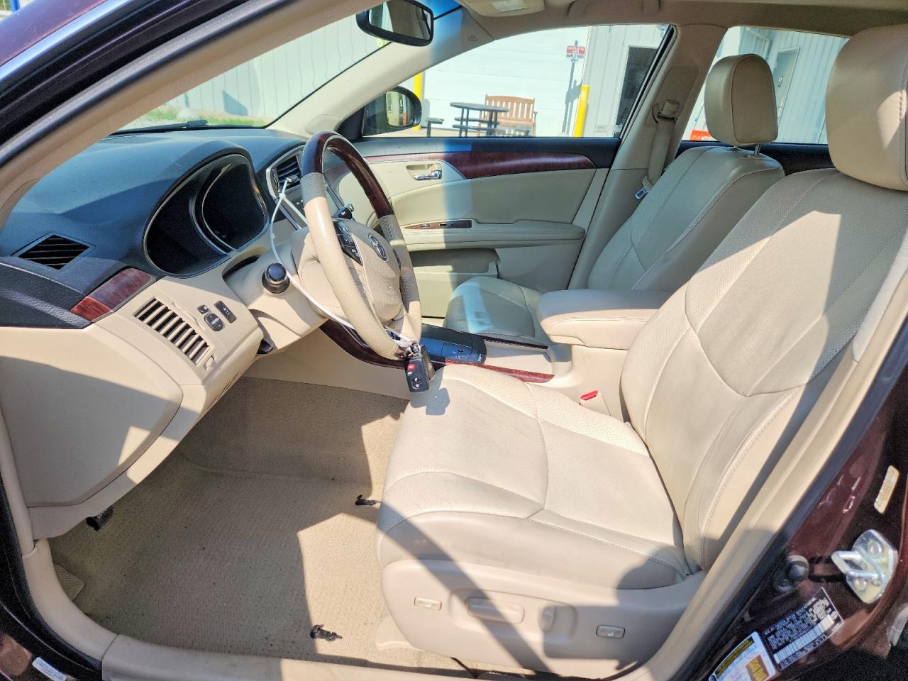 2011 Toyota Avalon Limited Maroon vin: 4T1BK3DB8BU437736