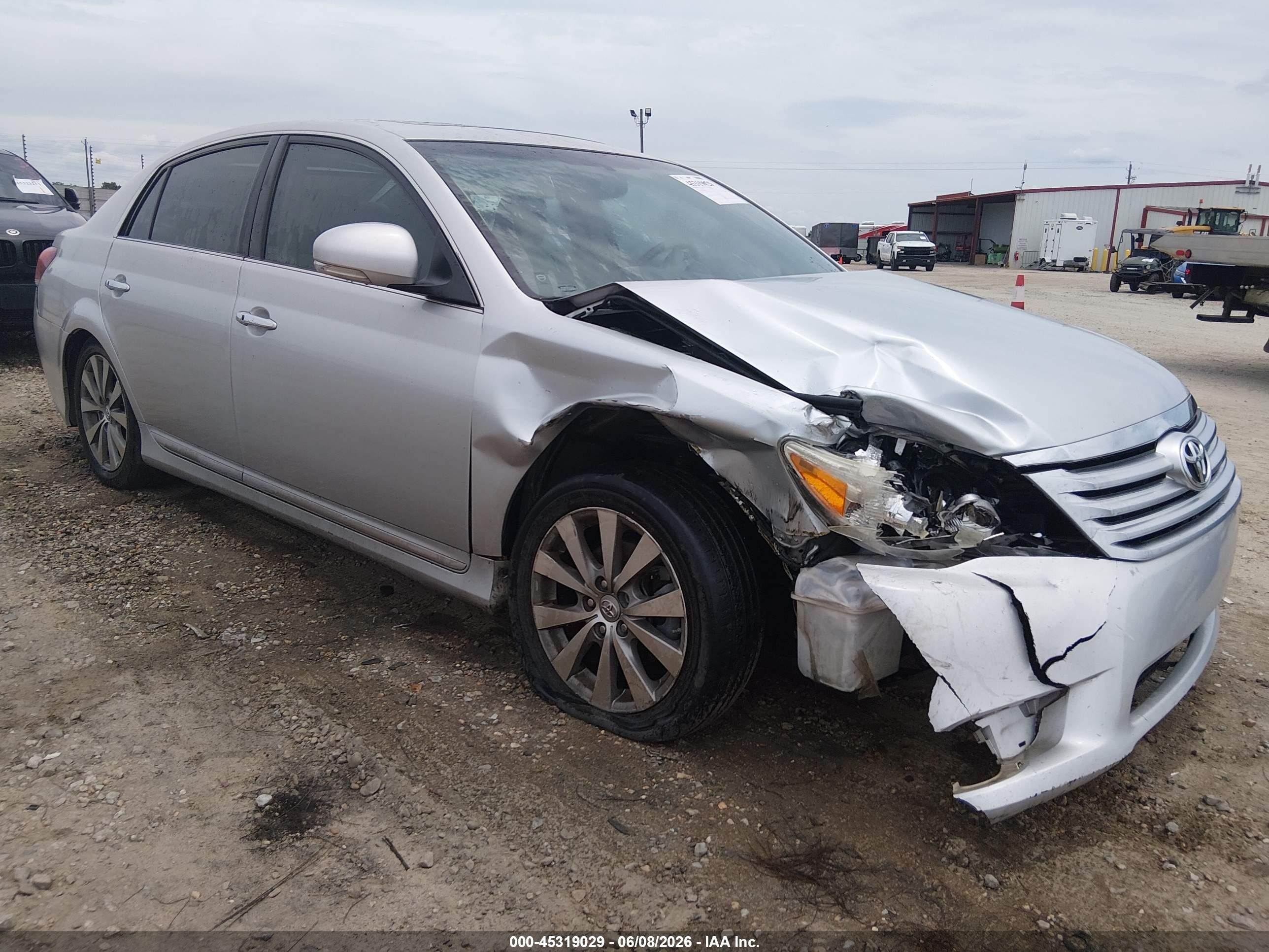 2011 Toyota Avalon Limited Серебряный vin: 4T1BK3DB8BU438627