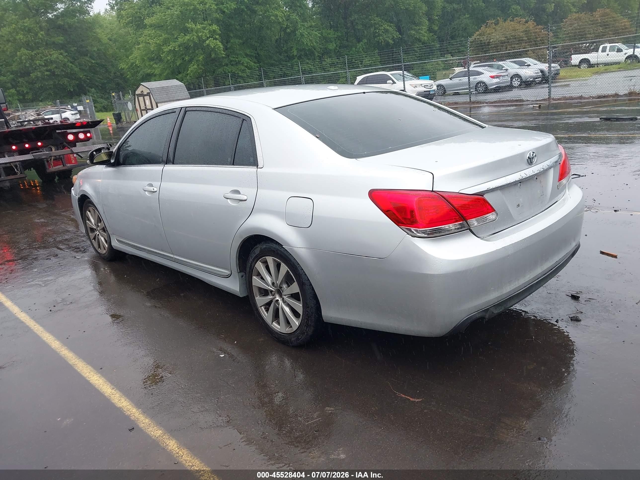 2012 Toyota Avalon White vin: 4T1BK3DB8CU446776