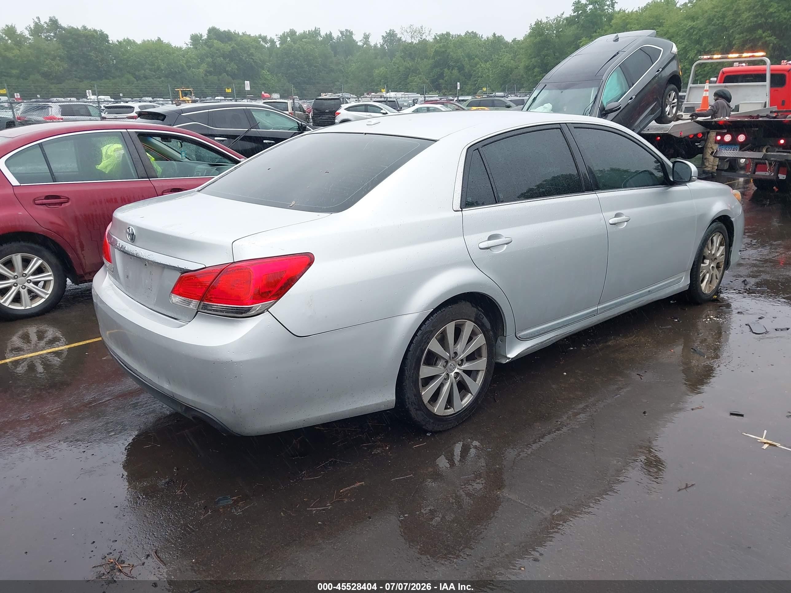 2012 Toyota Avalon White vin: 4T1BK3DB8CU446776