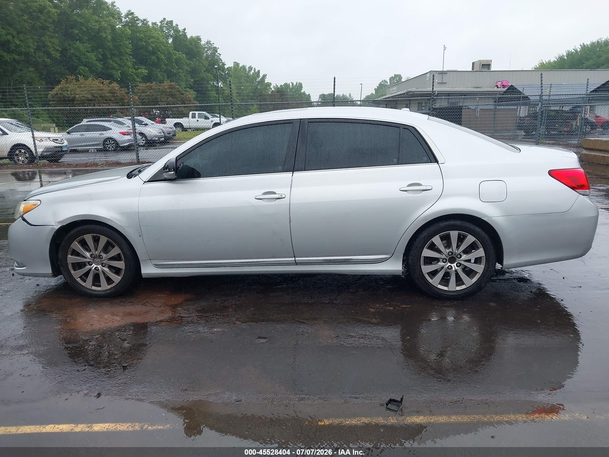 2012 Toyota Avalon White vin: 4T1BK3DB8CU446776