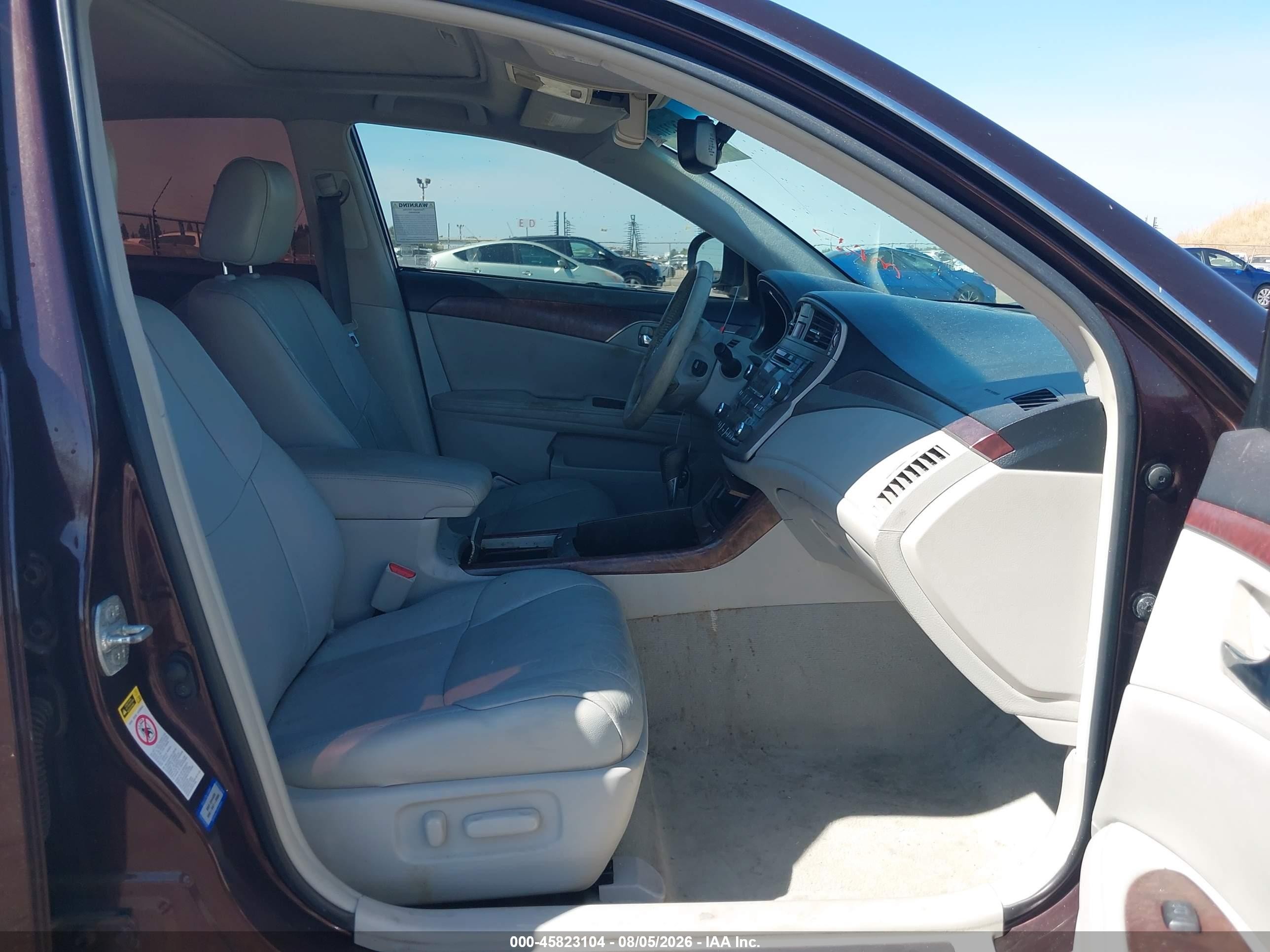 2012 Toyota Avalon   Maroon vin: 4T1BK3DB8CU462685
