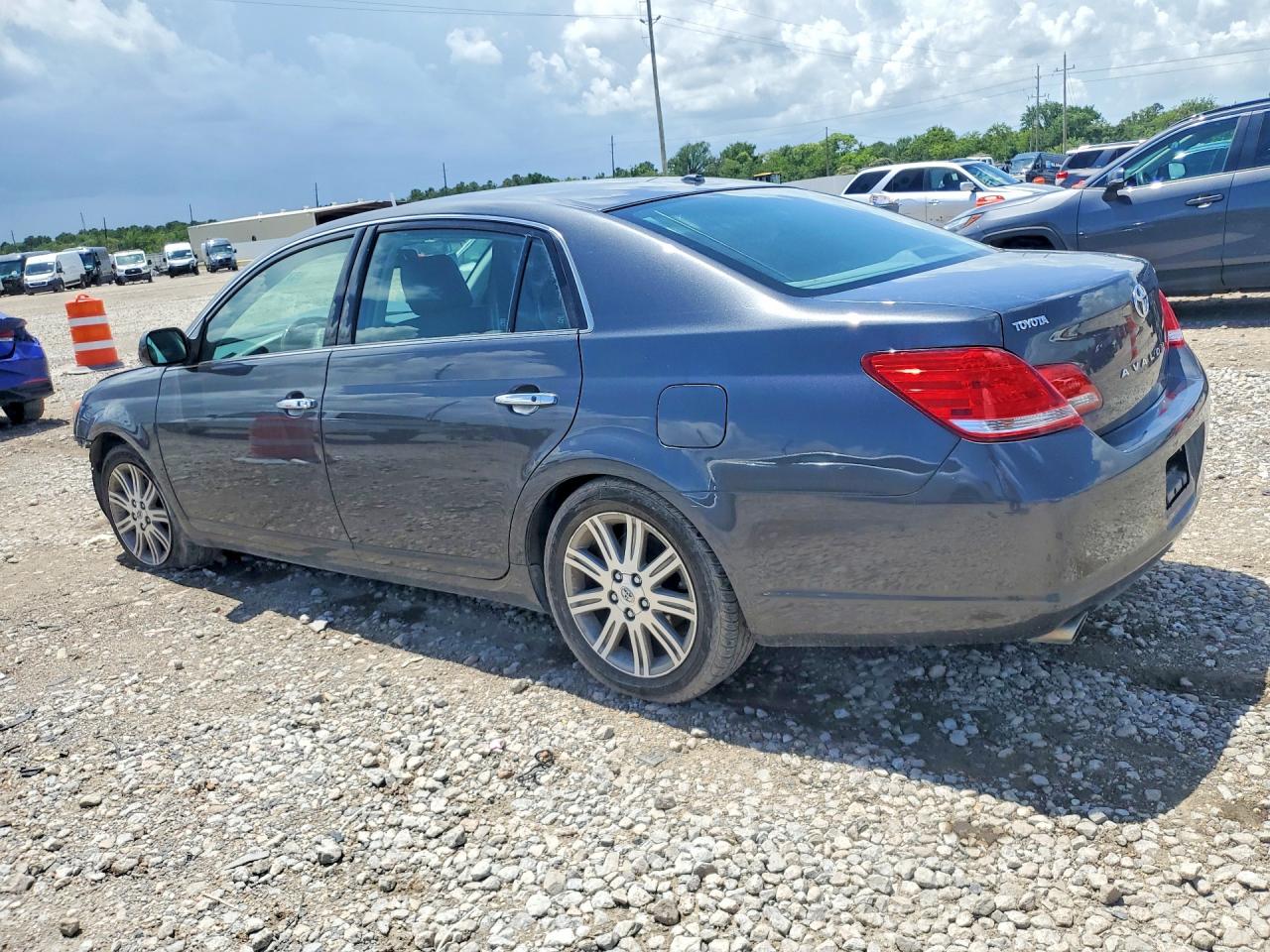 2010 Toyota Avalon Limited Charcoal vin: 4T1BK3DB9AU364651