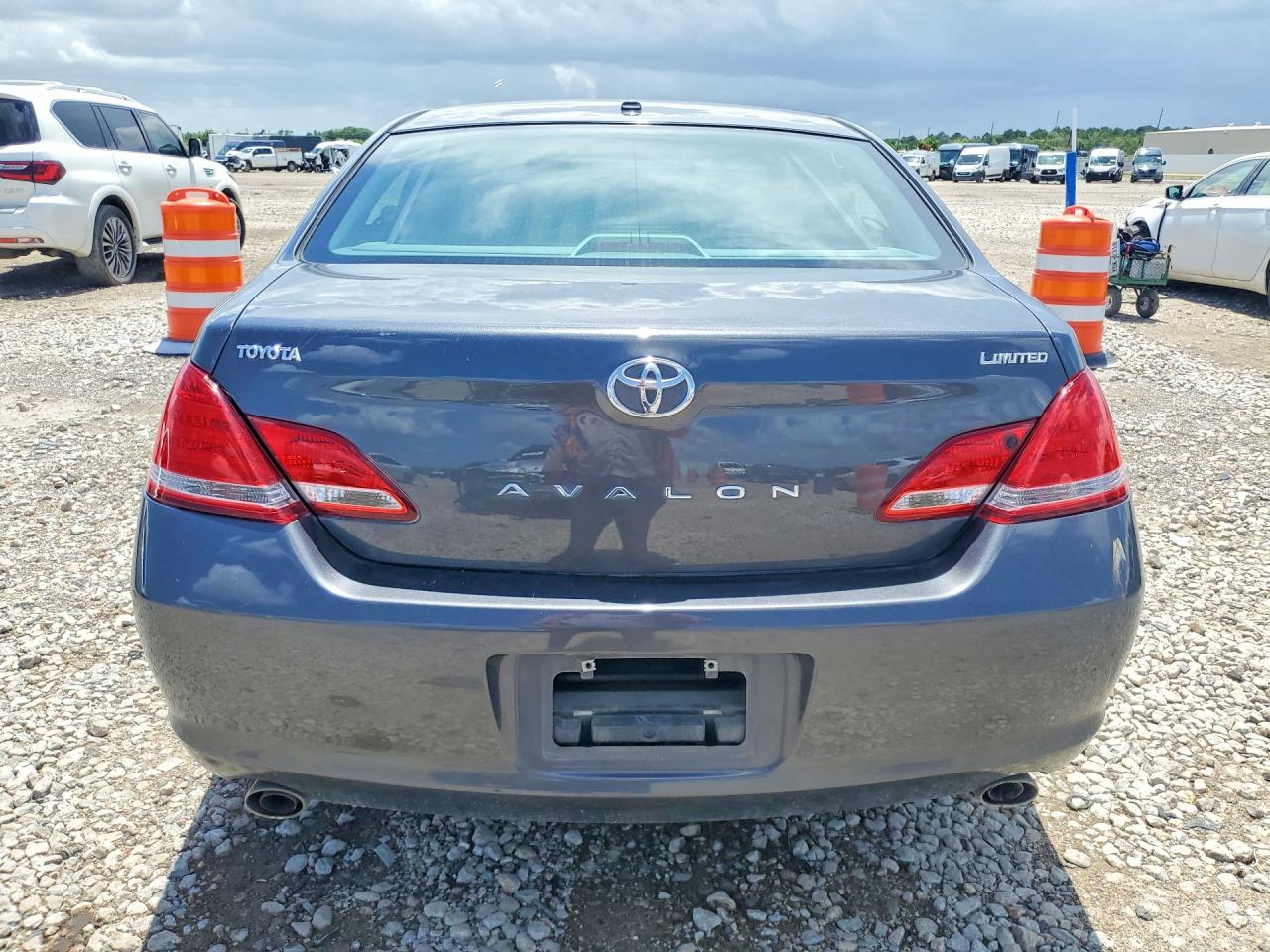 2010 Toyota Avalon Limited Charcoal vin: 4T1BK3DB9AU364651
