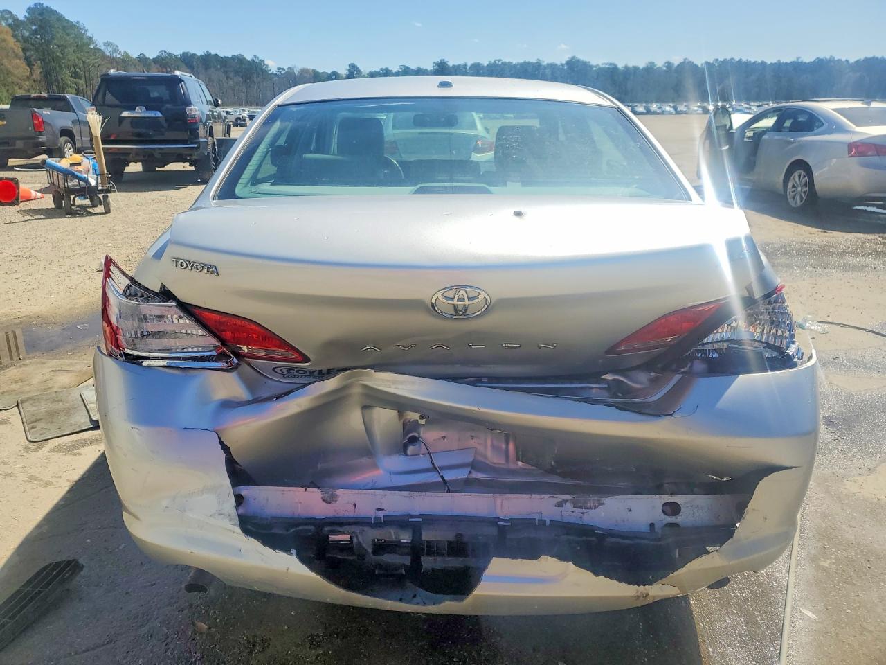 2010 Toyota Avalon Xls Silver vin: 4T1BK3DB9AU365962