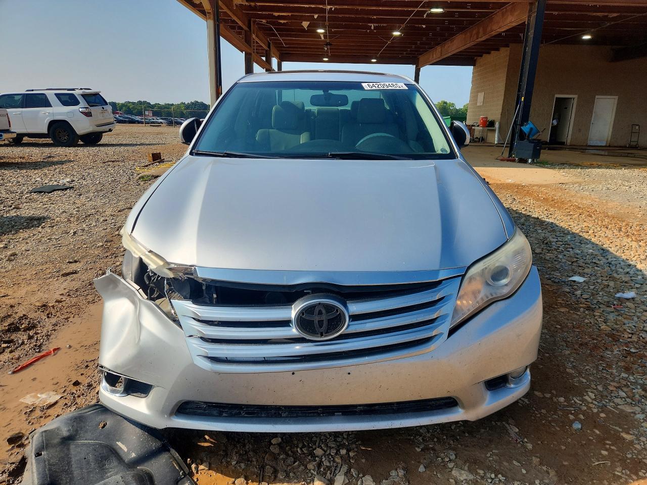 2011 Toyota Avalon Base Silver vin: 4T1BK3DB9BU371018