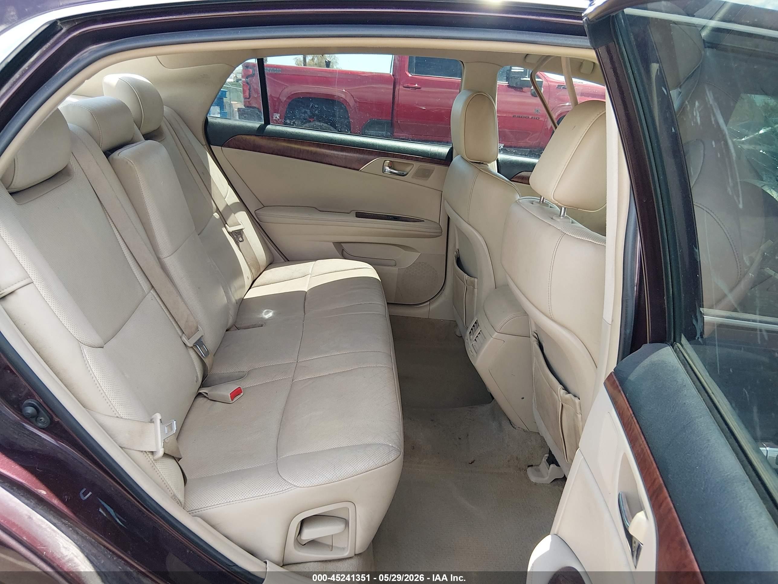 2011 Toyota Avalon Limited Burgundy vin: 4T1BK3DB9BU373738