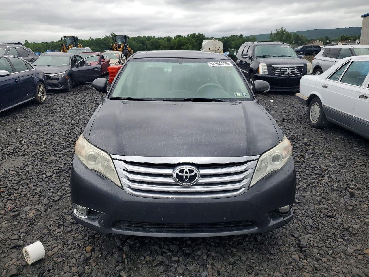 2011 Toyota Avalon Base Charcoal vin: 4T1BK3DB9BU374100