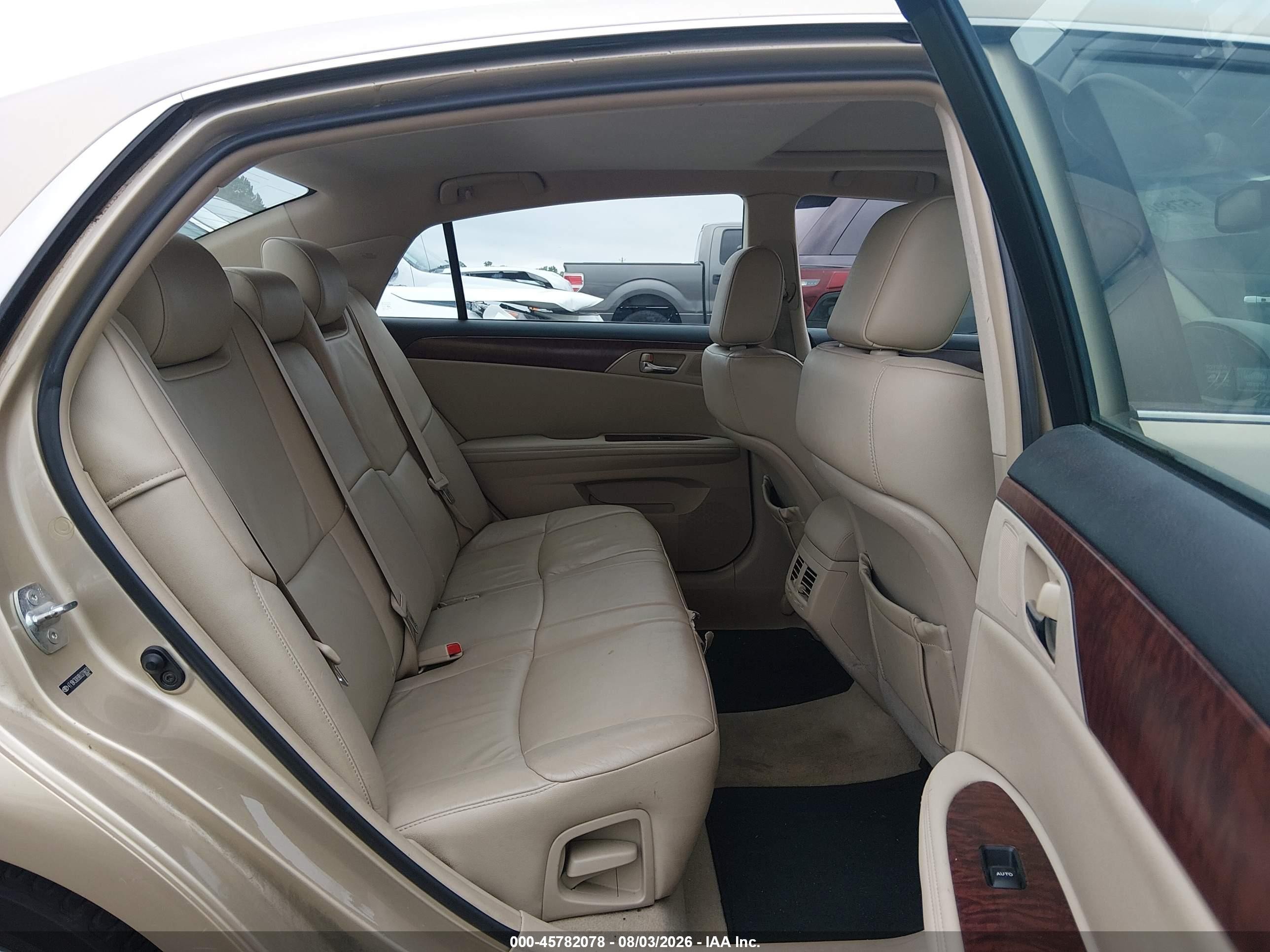 2011 Toyota Avalon Champagne vin: 4T1BK3DB9BU378650