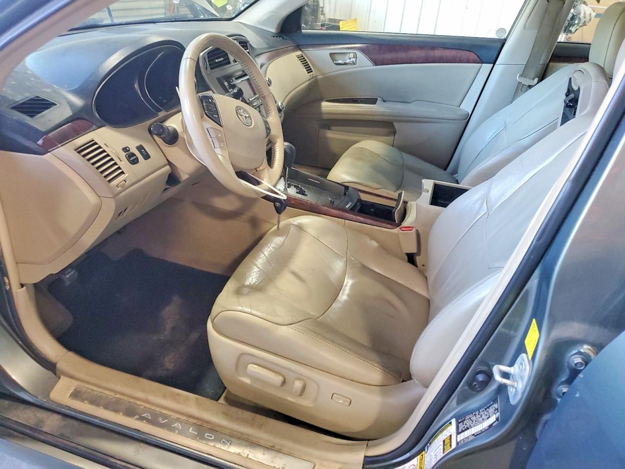 2011 Toyota Avalon Base Green vin: 4T1BK3DB9BU384092