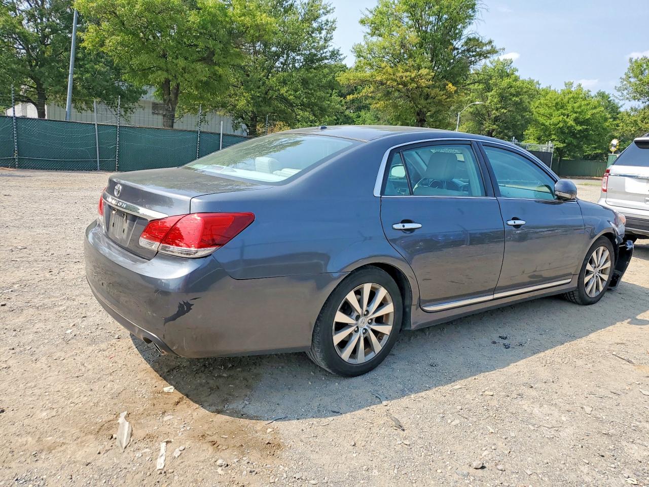 2011 Toyota Avalon Limited Gray vin: 4T1BK3DB9BU388353