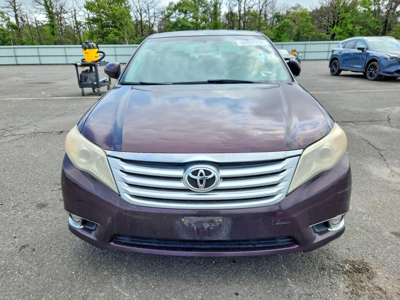 2011 Toyota Avalon Base Burgundy vin: 4T1BK3DB9BU391415