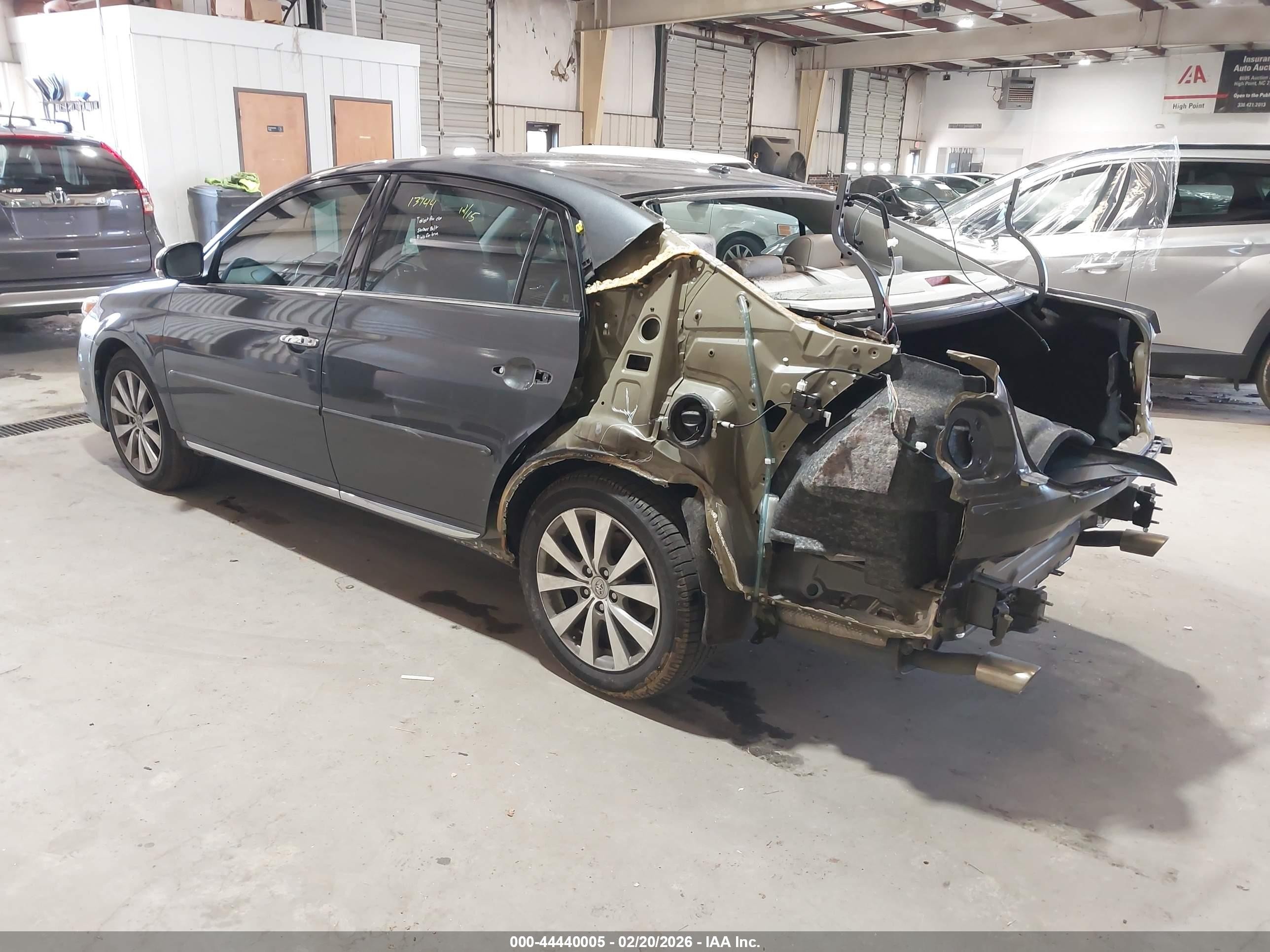 2011 Toyota Avalon Limited Silver vin: 4T1BK3DB9BU425871