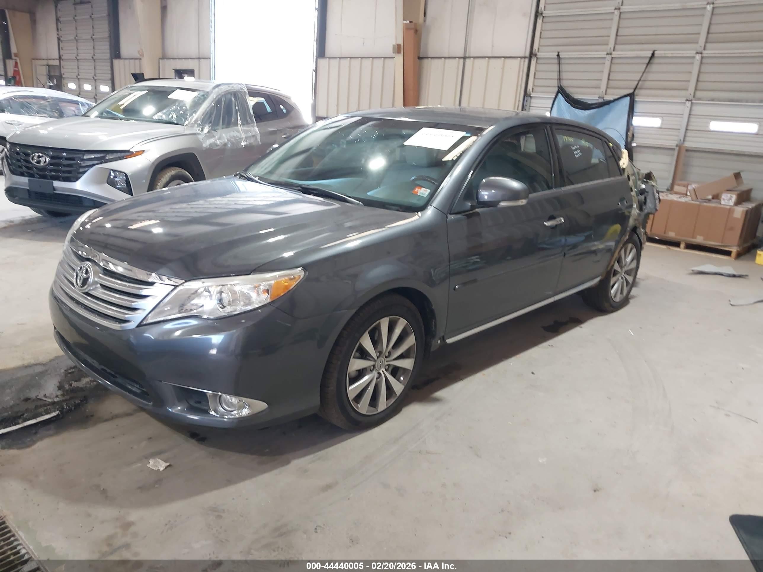 2011 Toyota Avalon Limited Silver vin: 4T1BK3DB9BU425871