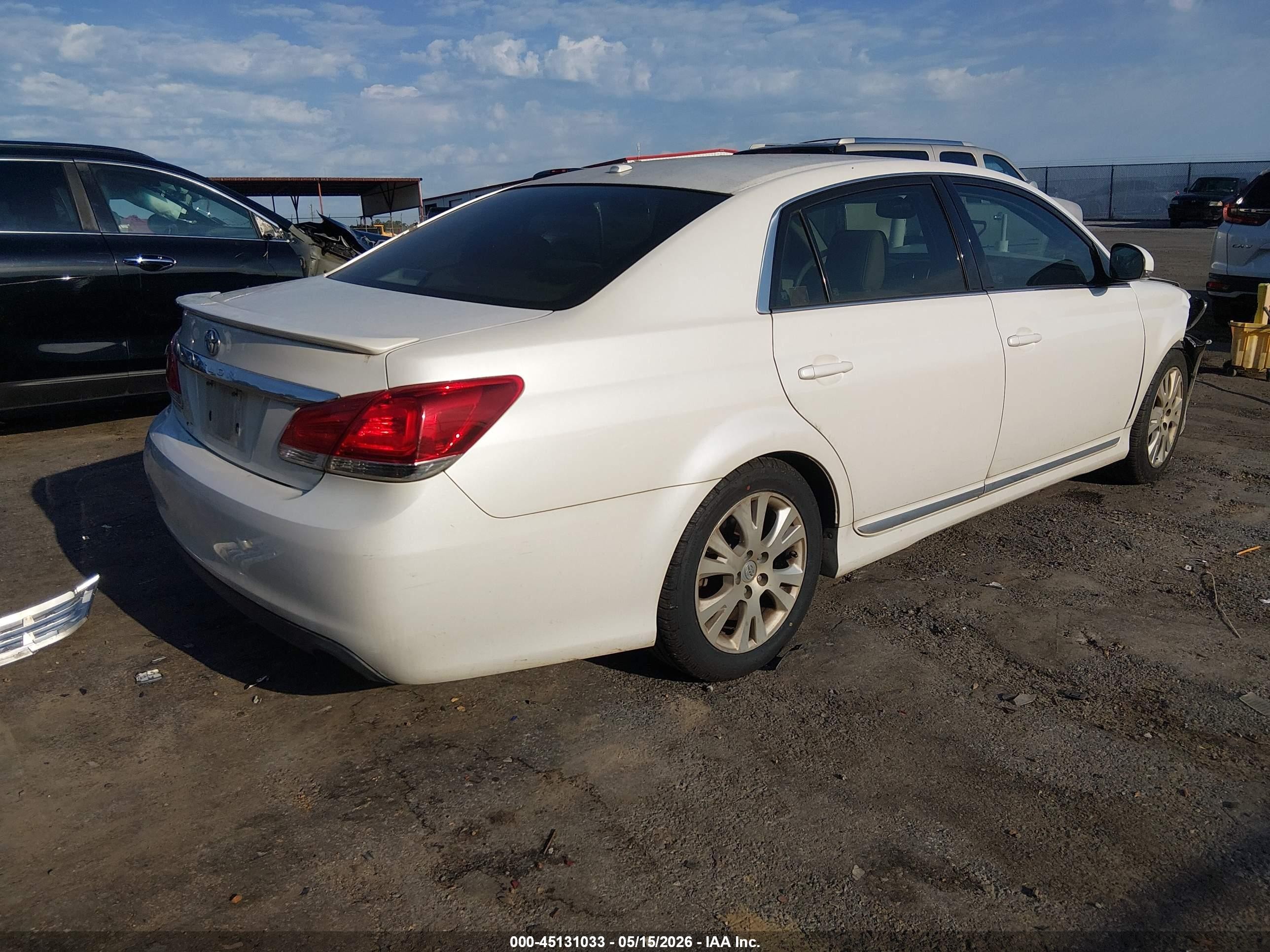 2011 Toyota Avalon   White vin: 4T1BK3DB9BU427801