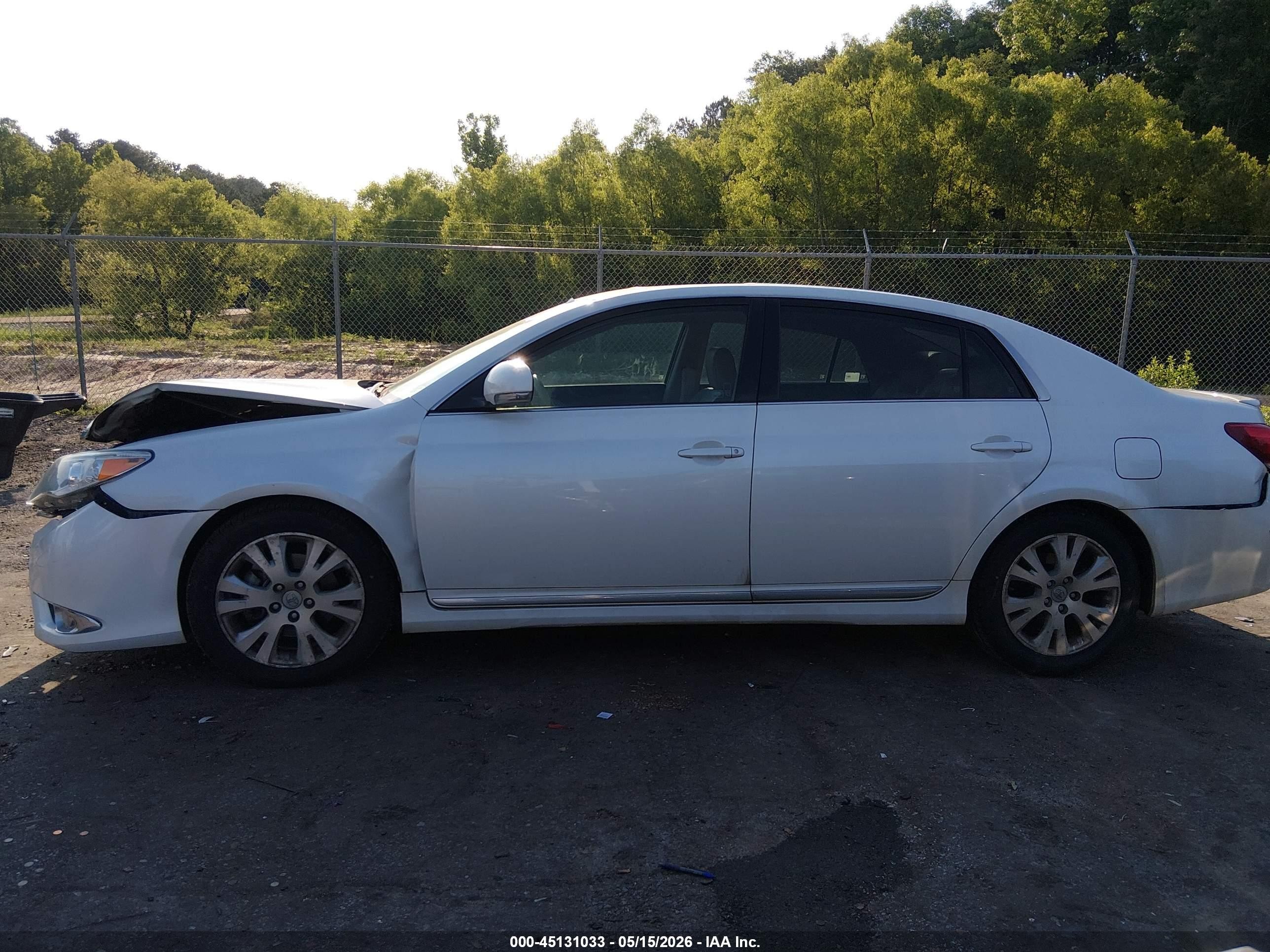 2011 Toyota Avalon   White vin: 4T1BK3DB9BU427801