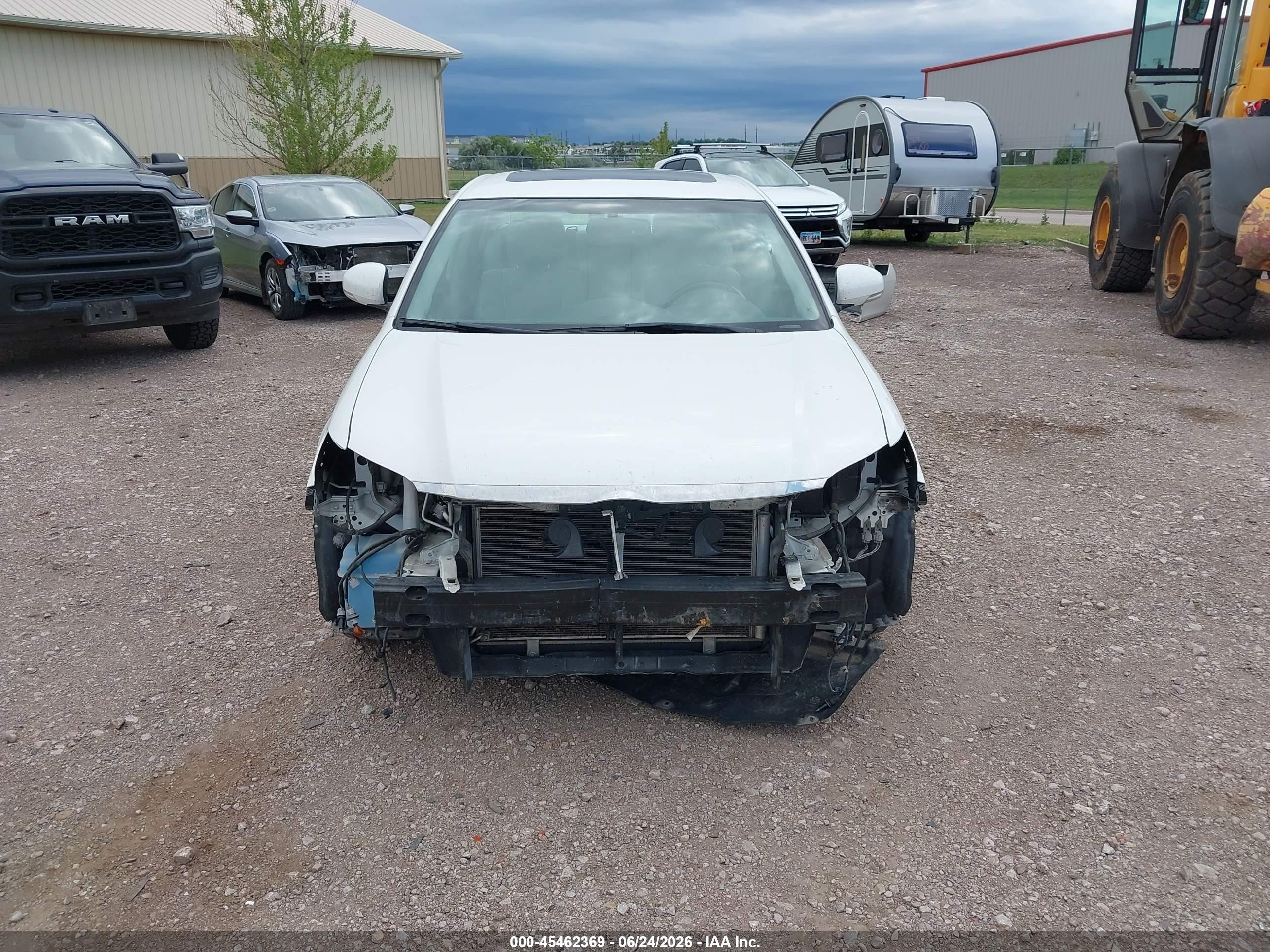 2011 Toyota Avalon Limited White vin: 4T1BK3DB9BU434859