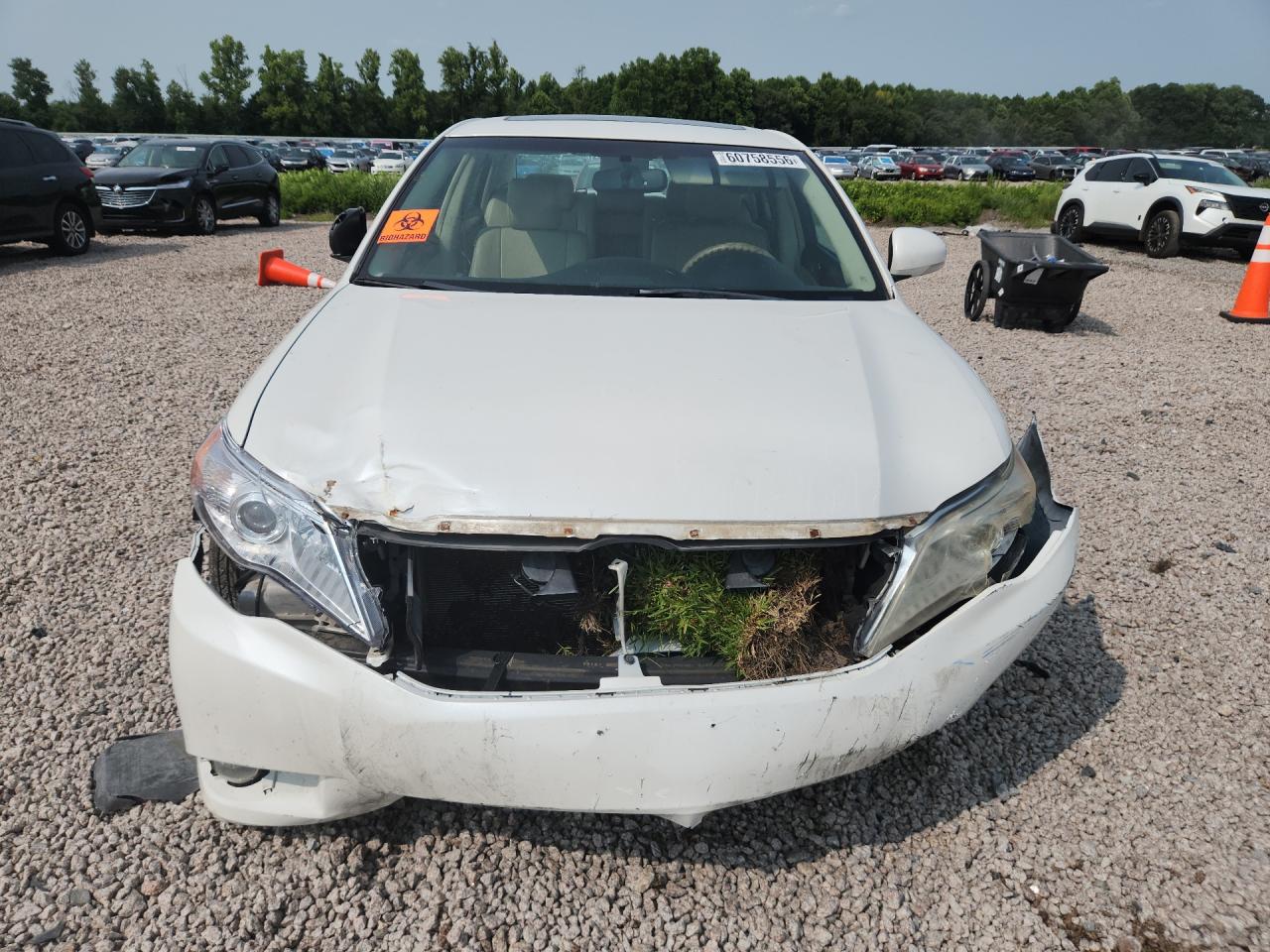2011 Toyota Avalon Base White vin: 4T1BK3DB9BU436238