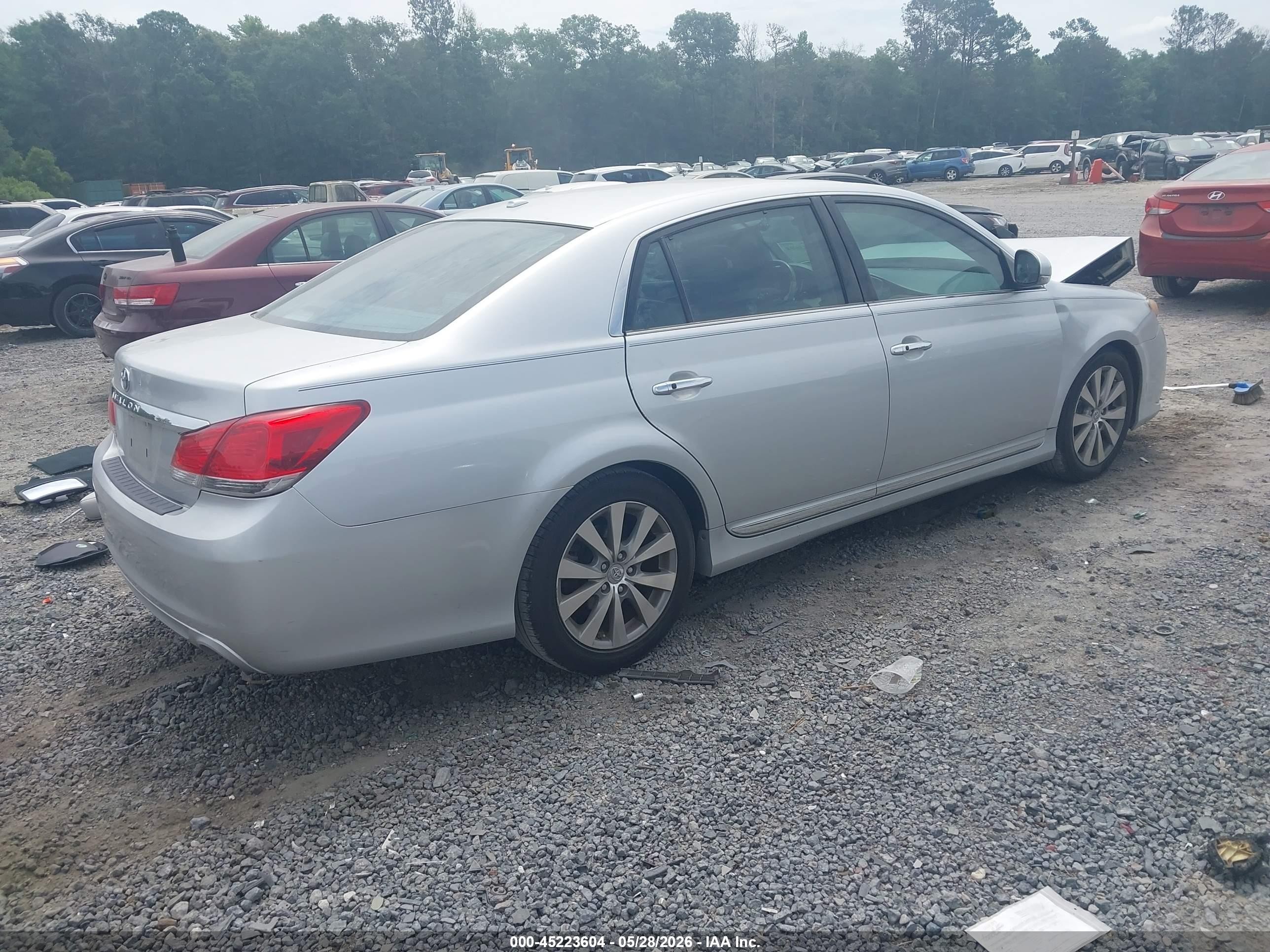 2011 Toyota Avalon Limited Silver vin: 4T1BK3DB9BU439625
