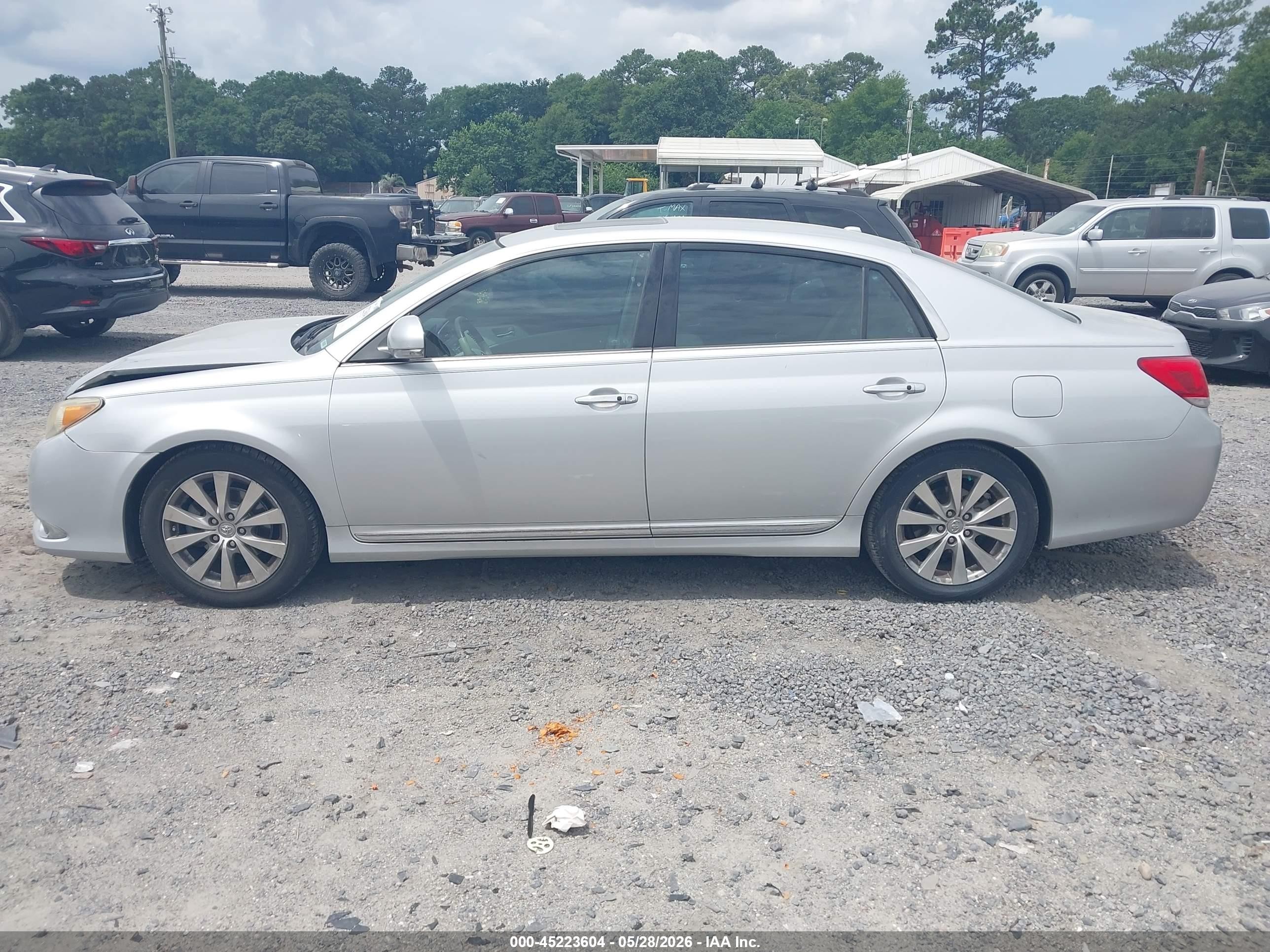 2011 Toyota Avalon Limited Silver vin: 4T1BK3DB9BU439625