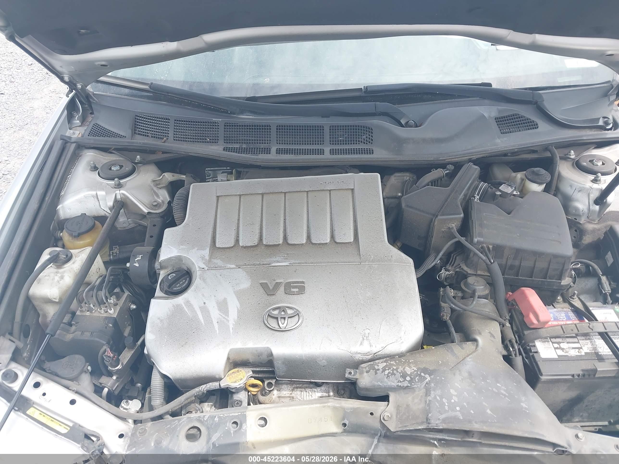 2011 Toyota Avalon Limited Silver vin: 4T1BK3DB9BU439625