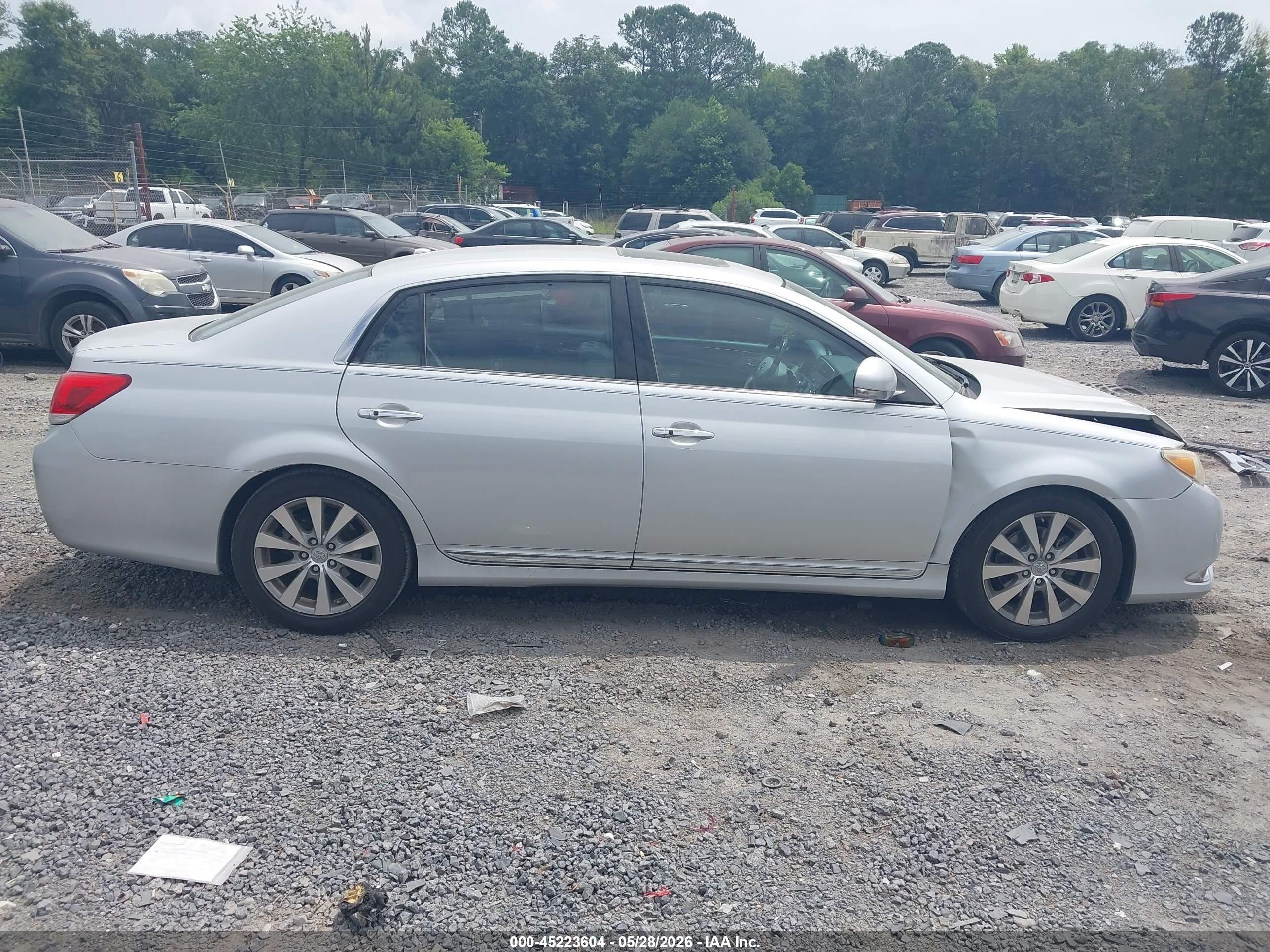 2011 Toyota Avalon Limited Silver vin: 4T1BK3DB9BU439625
